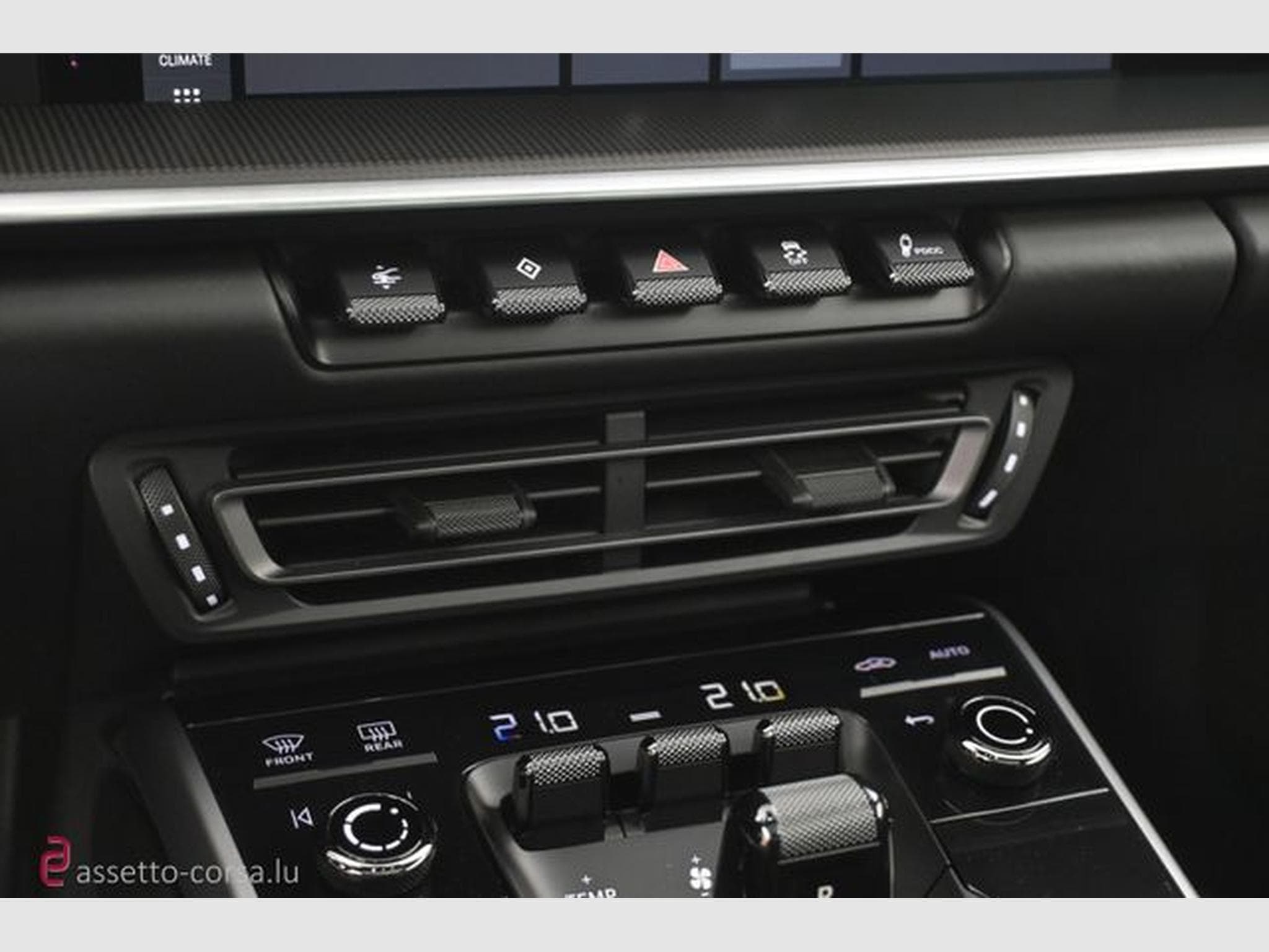 Porsche 911 911 (992.1) Turbo S*PCCB*PASM*Lift*Matrix*1.Hand (2021) - Photo 17