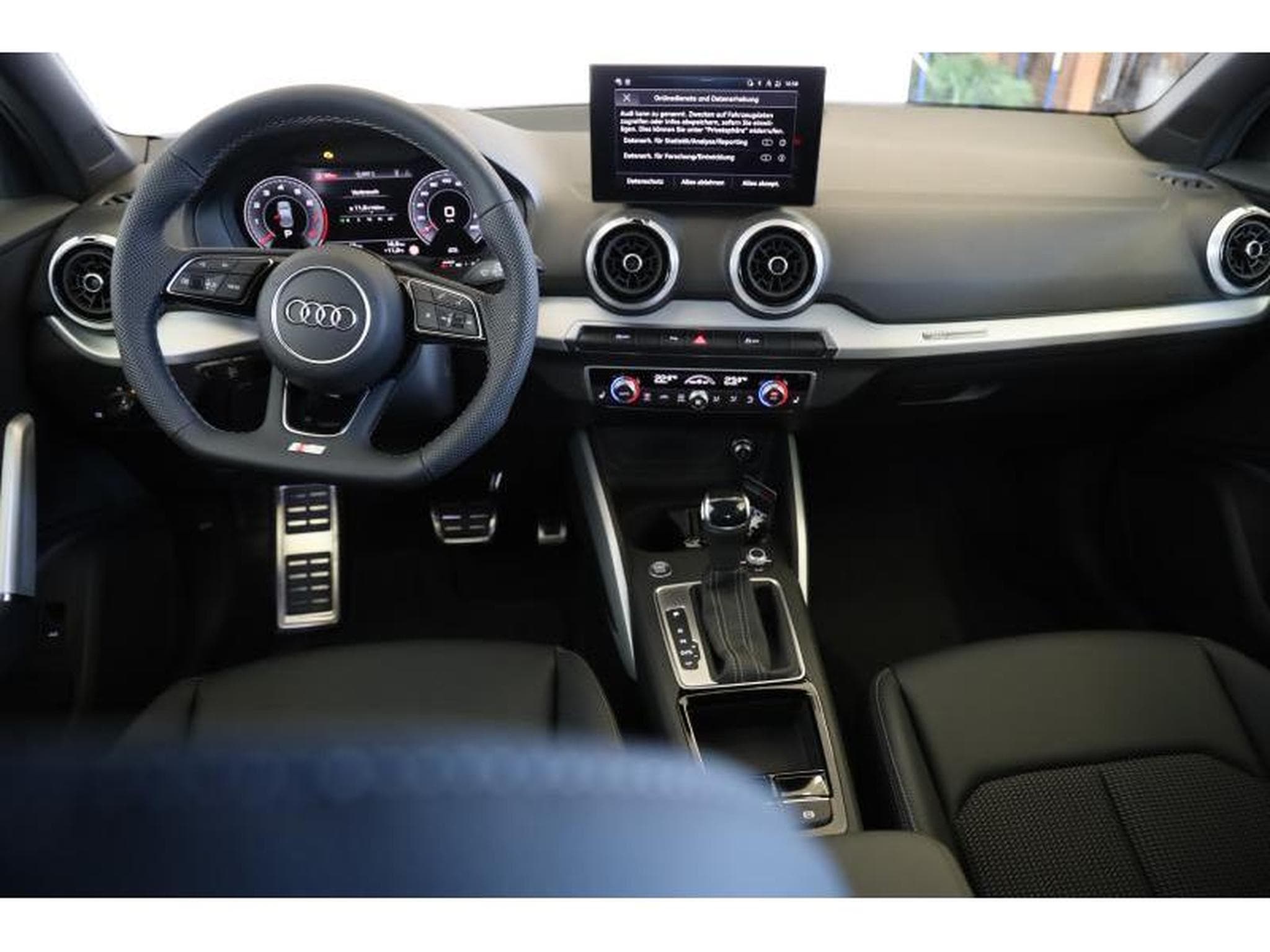 Audi Q2 S-Line (2026) - Foto 2