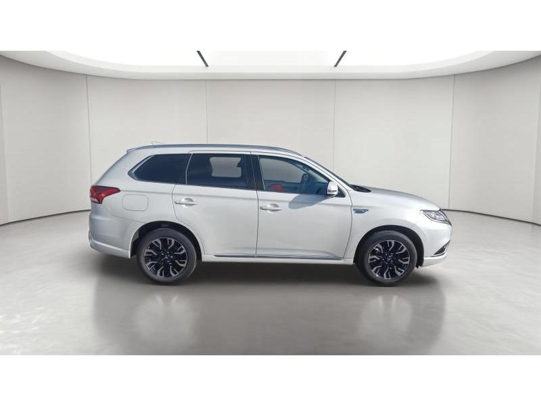 Mitsubishi Outlander PHEV (2019) - Foto 5