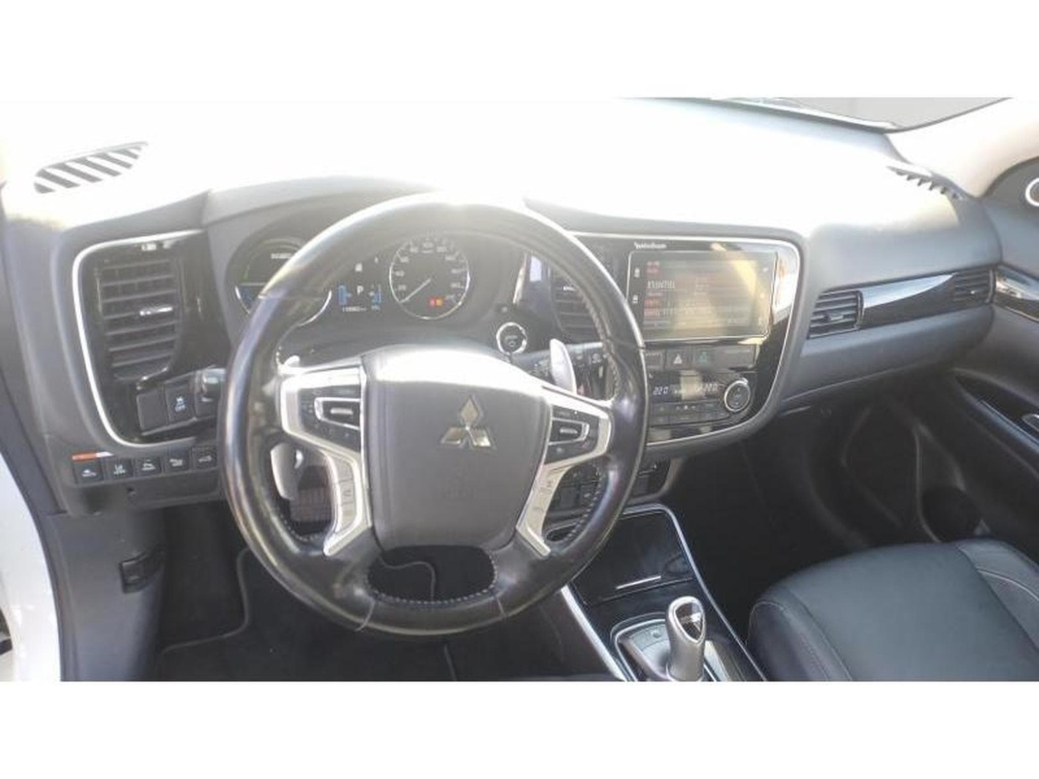 Mitsubishi Outlander PHEV (2019) - Foto 6