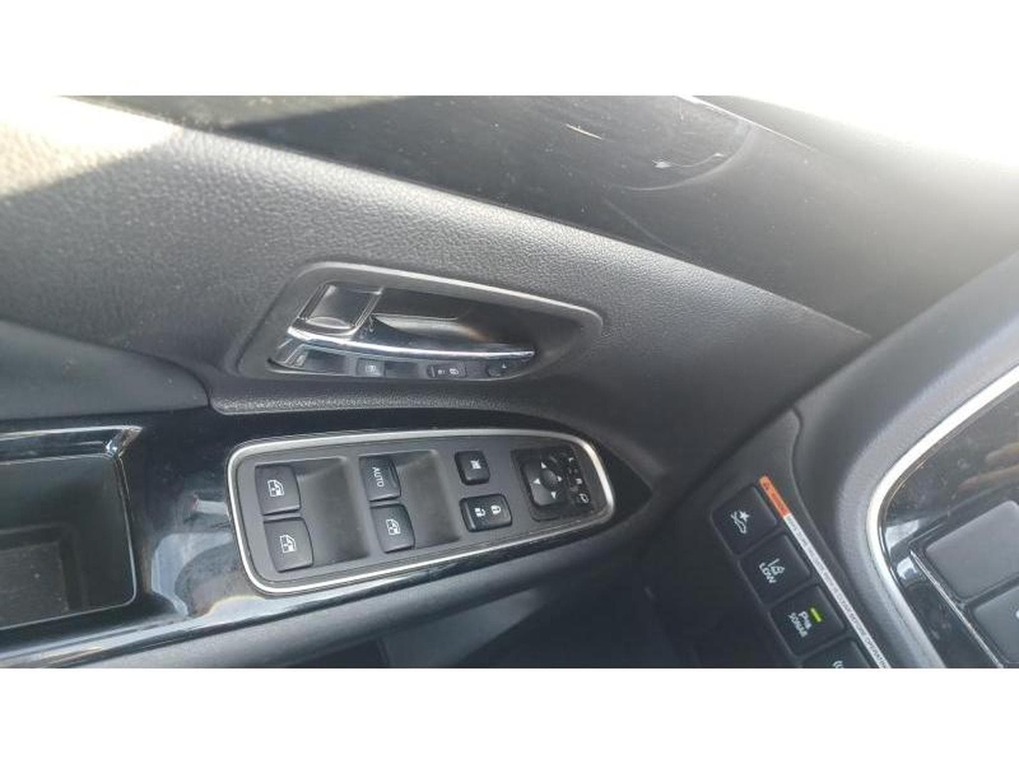 Mitsubishi Outlander PHEV (2019) - Foto 20