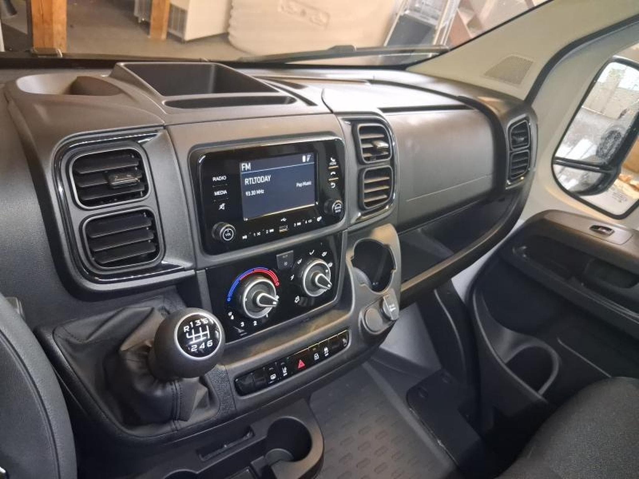 Opel Movano L3H2 (2025) - Foto 6