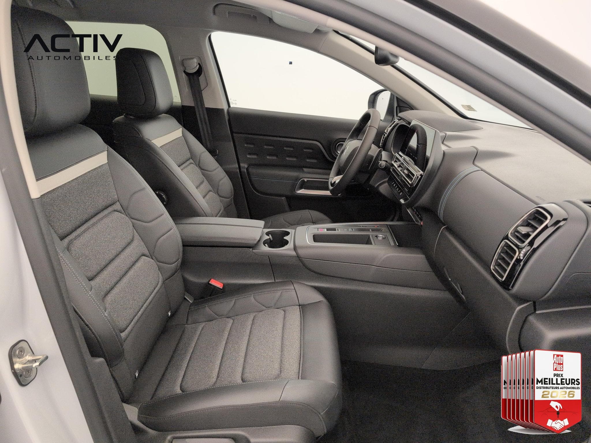 Citroën C5 Aircross BlueHDi 130 EAT8 Max (2025) - Photo 9