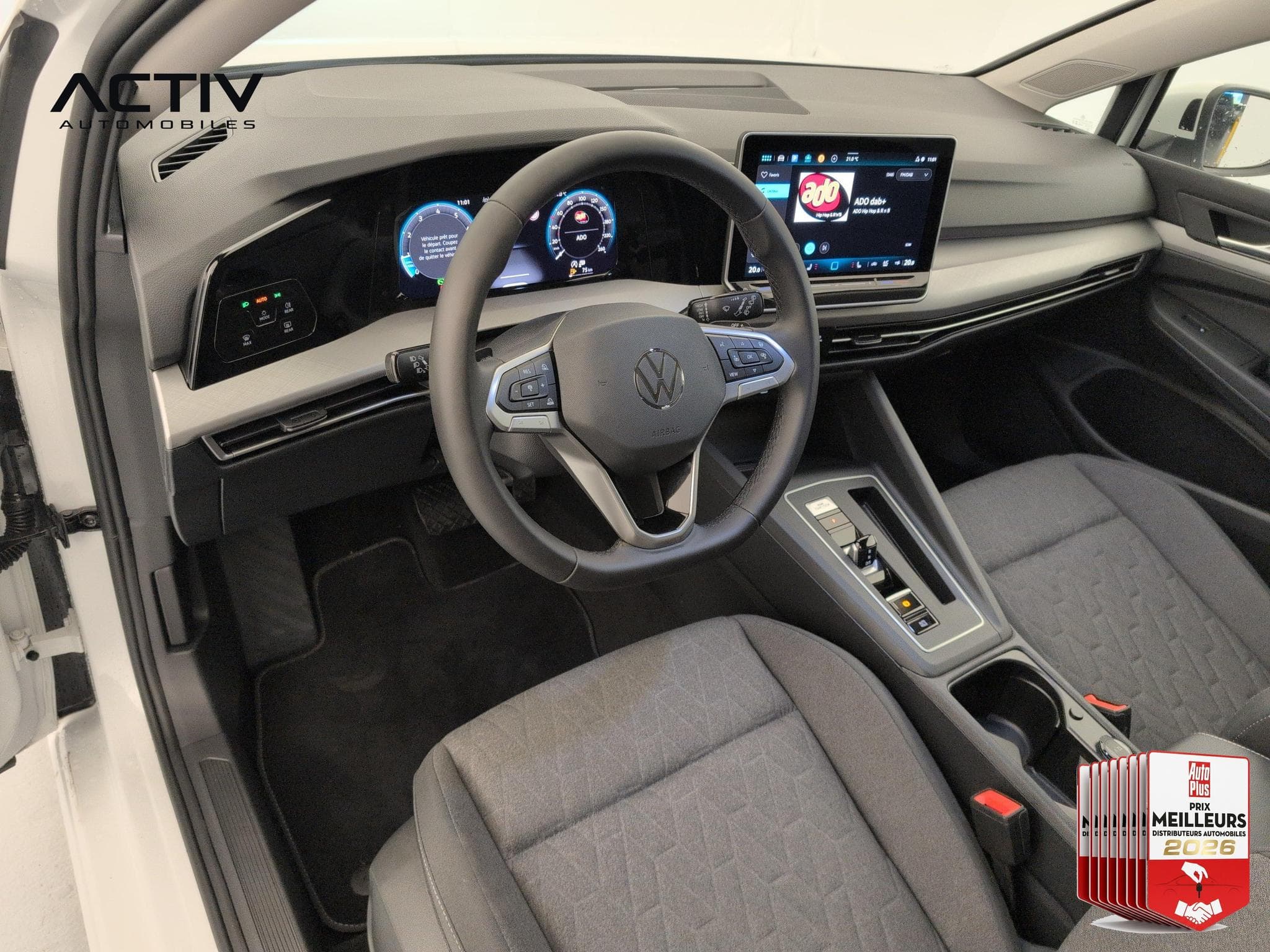 VW Golf VIII 1.5 eTSI EVO2 116 DSG7 Life Plus (2025) - Foto 15