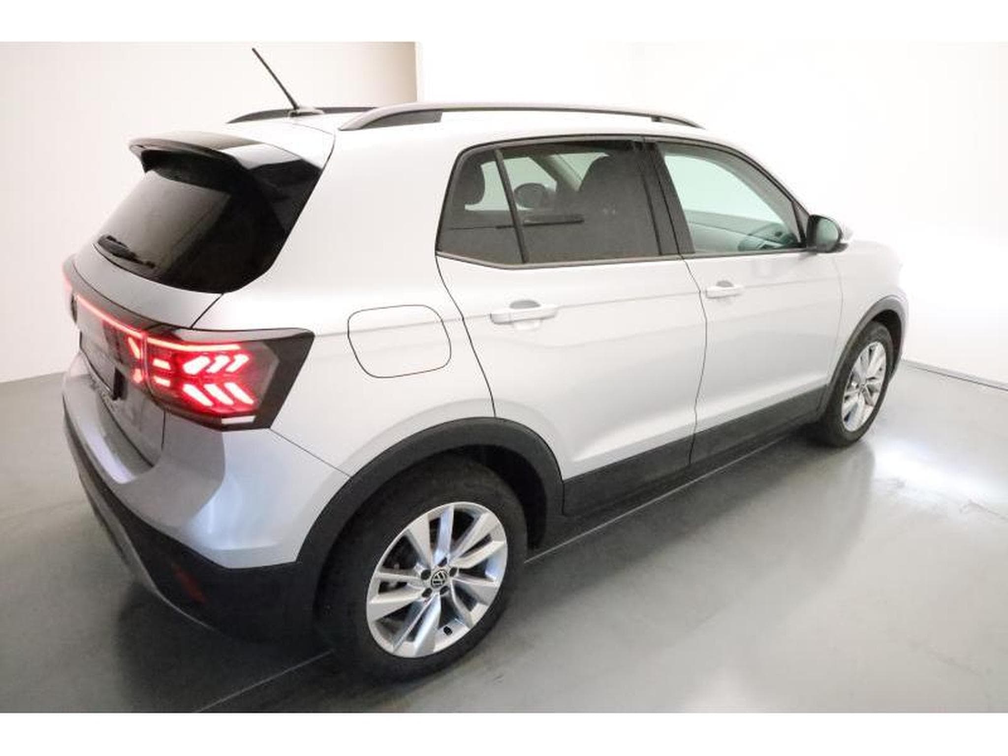 VW T-Cross Life (2025) - Foto 18