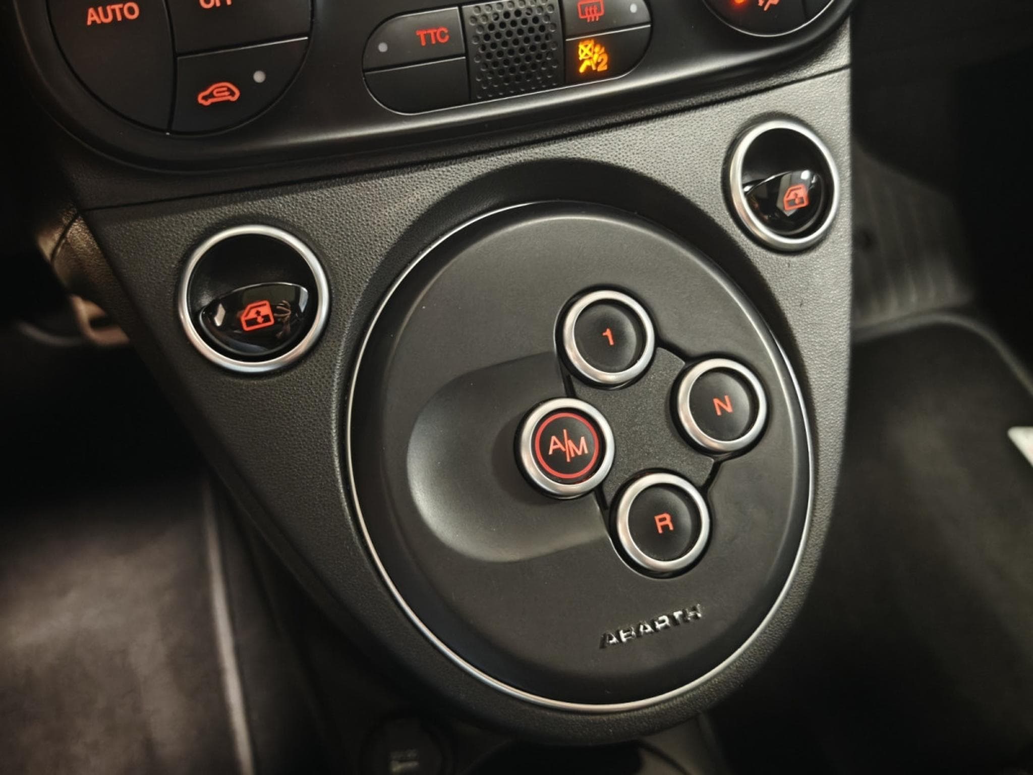 Abarth 595 Competizione 1.4 (2020) - Photo 23