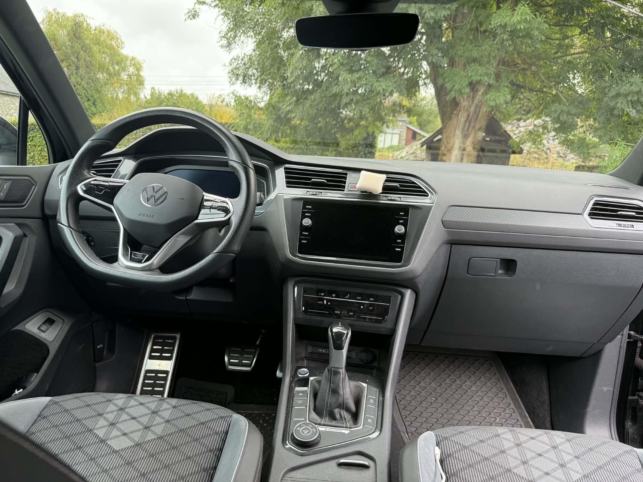 VW Tiguan 2.0 TDI, 147Kw, 4MOTION, DSG, R-LINE (2024) - Photo 5