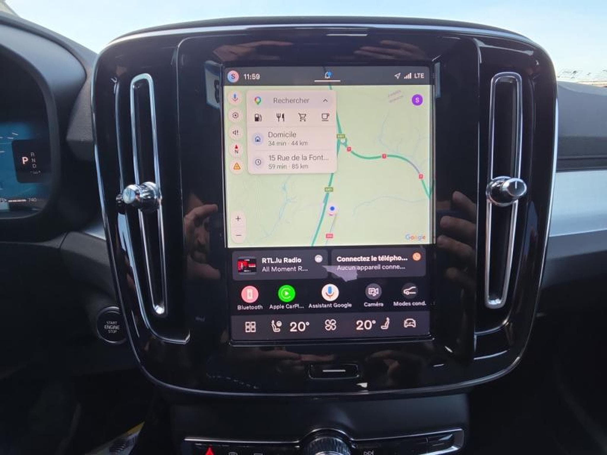 Volvo XC40 B3 Plus Dark / Essence 2026 (2025) - Foto 16