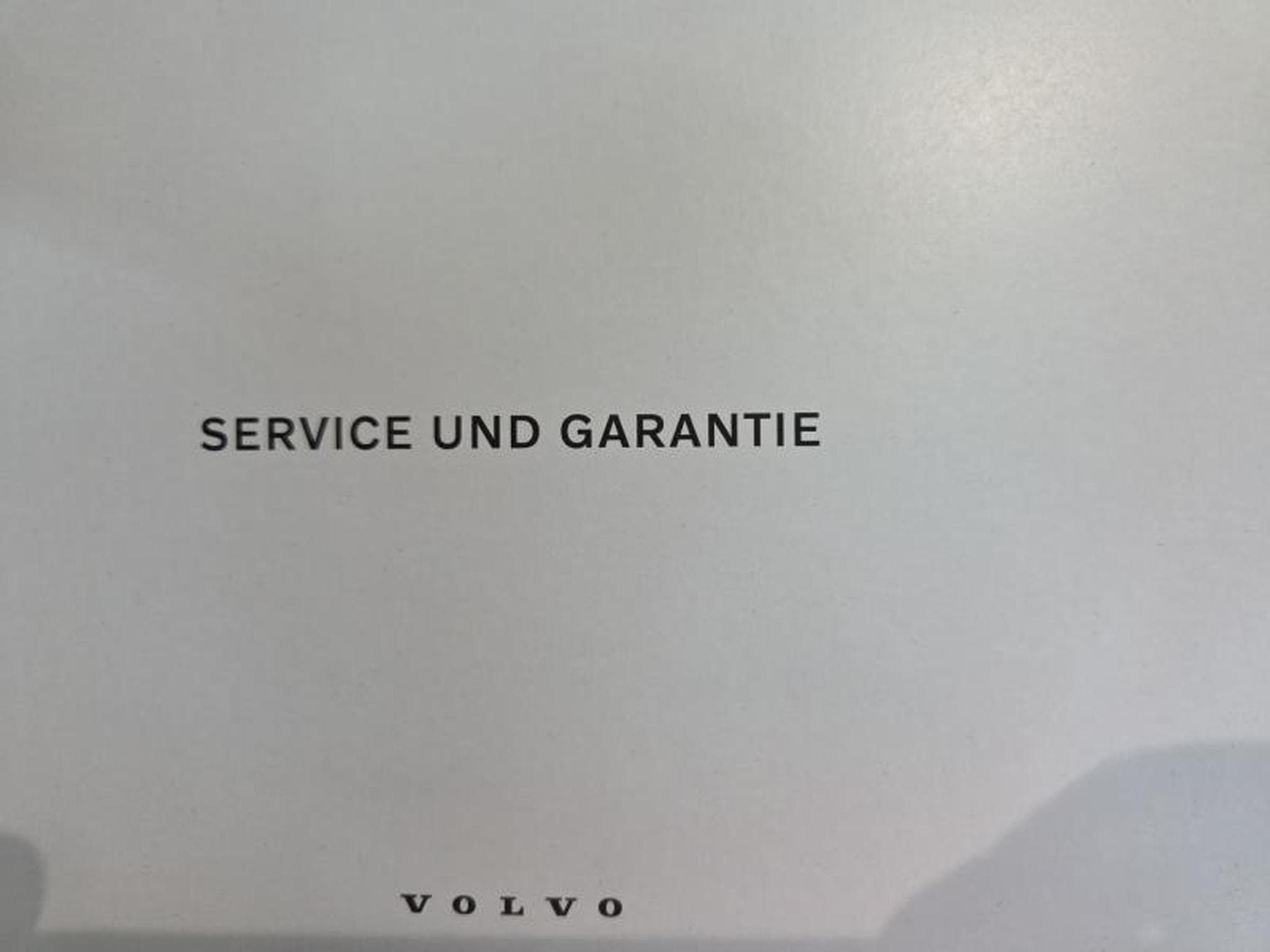 Volvo XC40 B3 Plus Dark / Essence 2026 (2025) - Foto 22