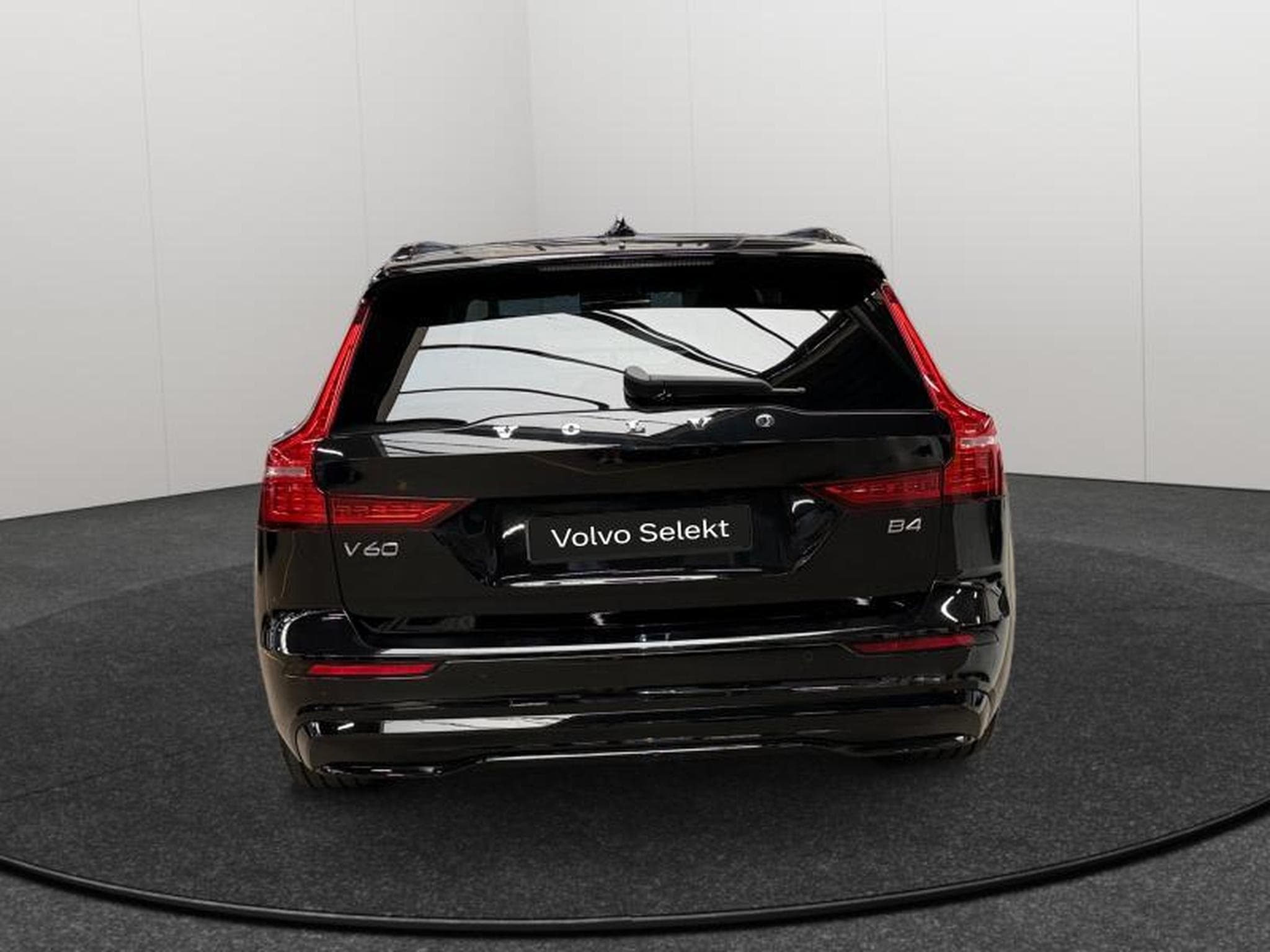 Volvo V60 B4 Plus Dark / Essence (2025) - Foto 6