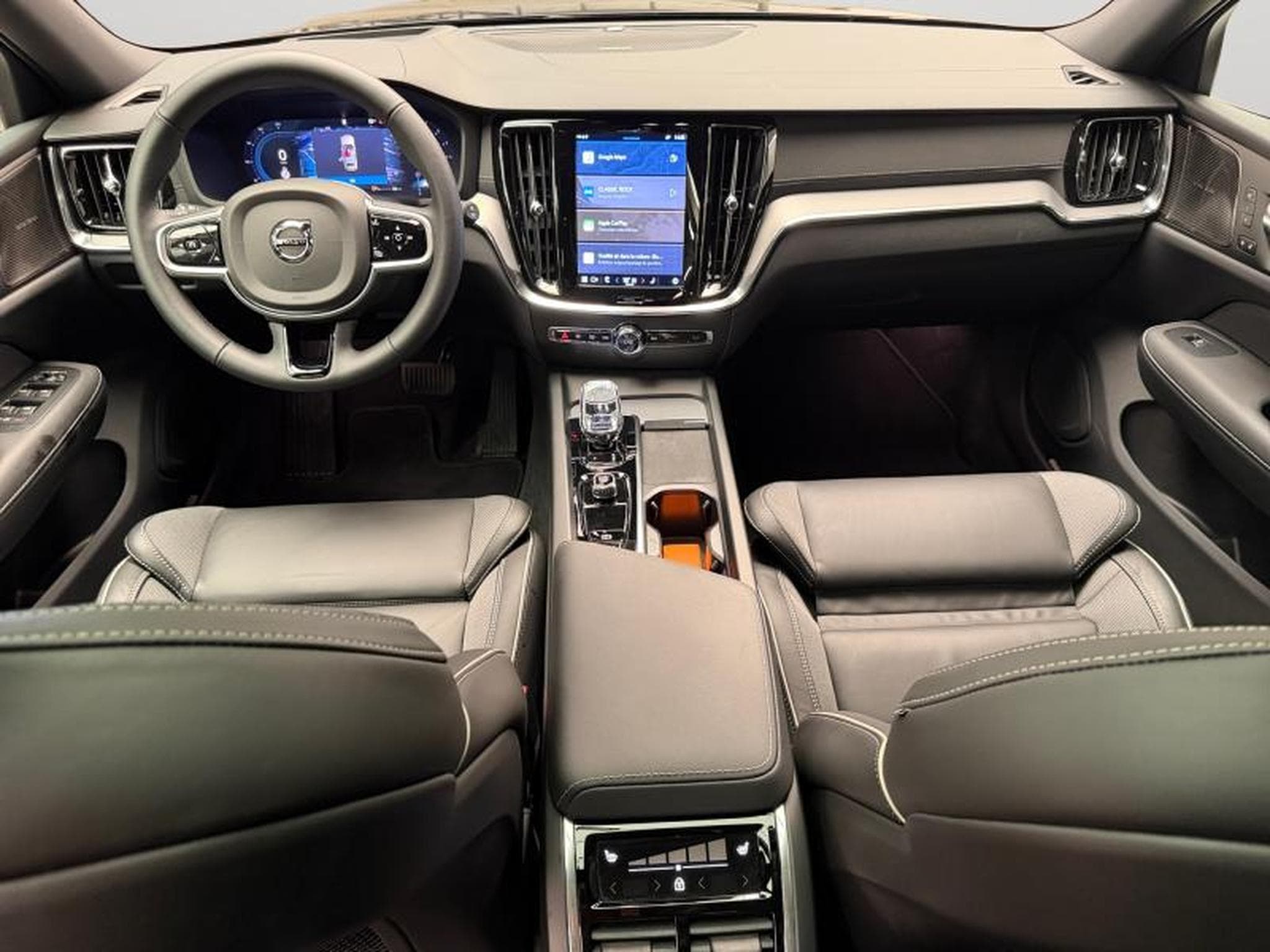 Volvo V60 B4 Ultra Dark / Essence (2025) - Foto 3