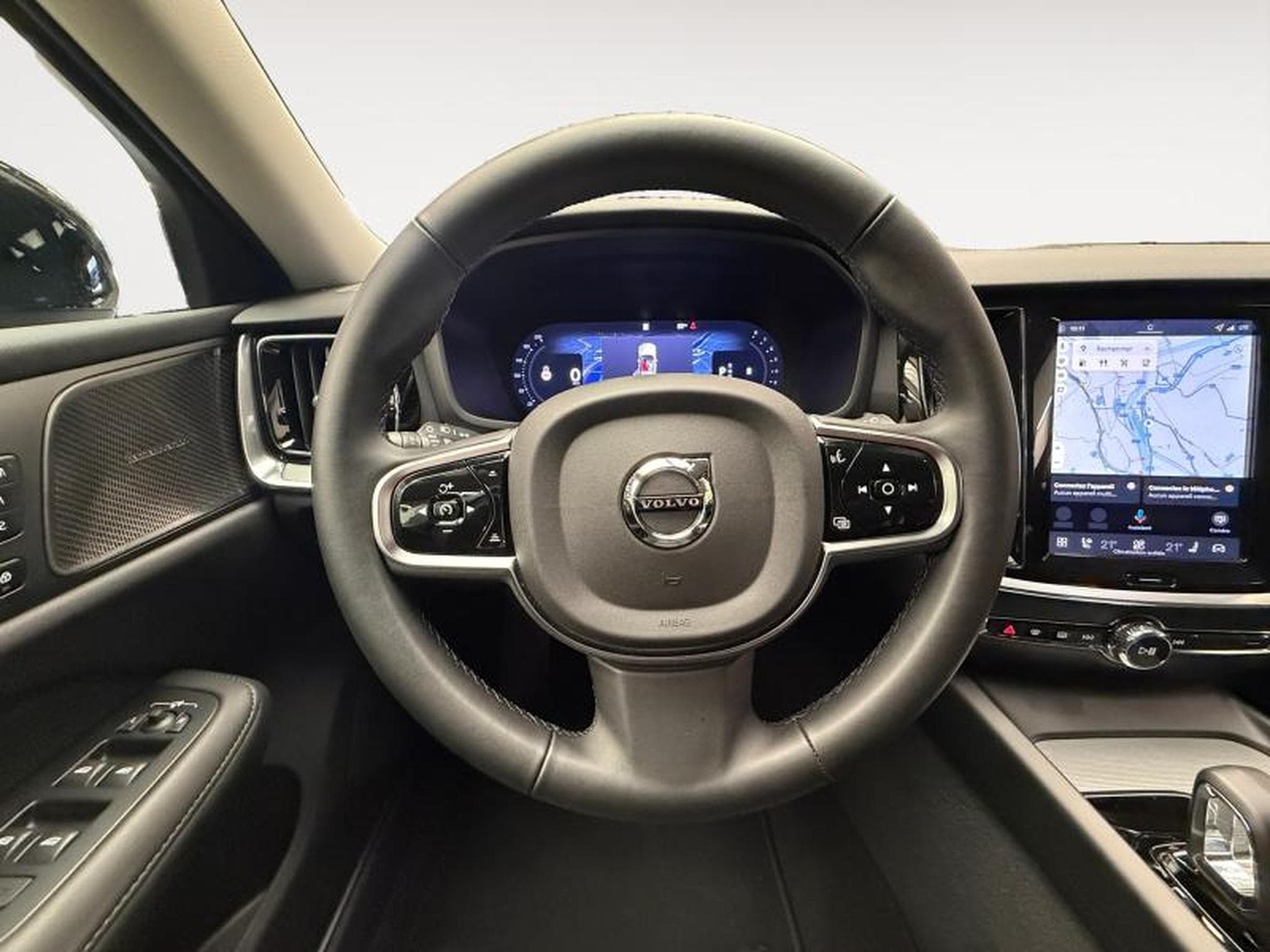 Volvo V60 B4 Plus Dark / Essence 2026 (2025) - Foto 12