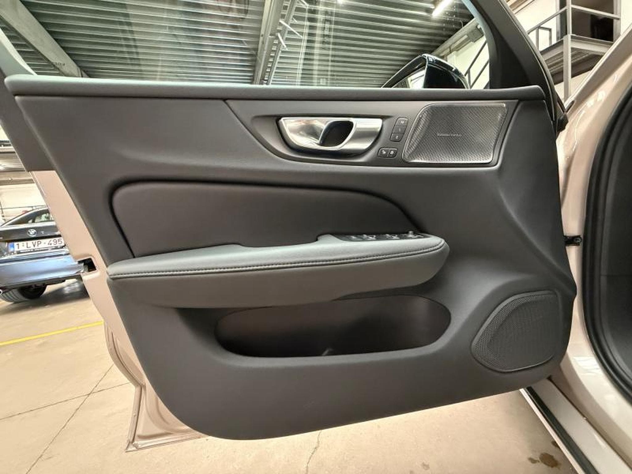 Volvo V60 B4 Plus Dark / Essence 2026 (2025) - Foto 20