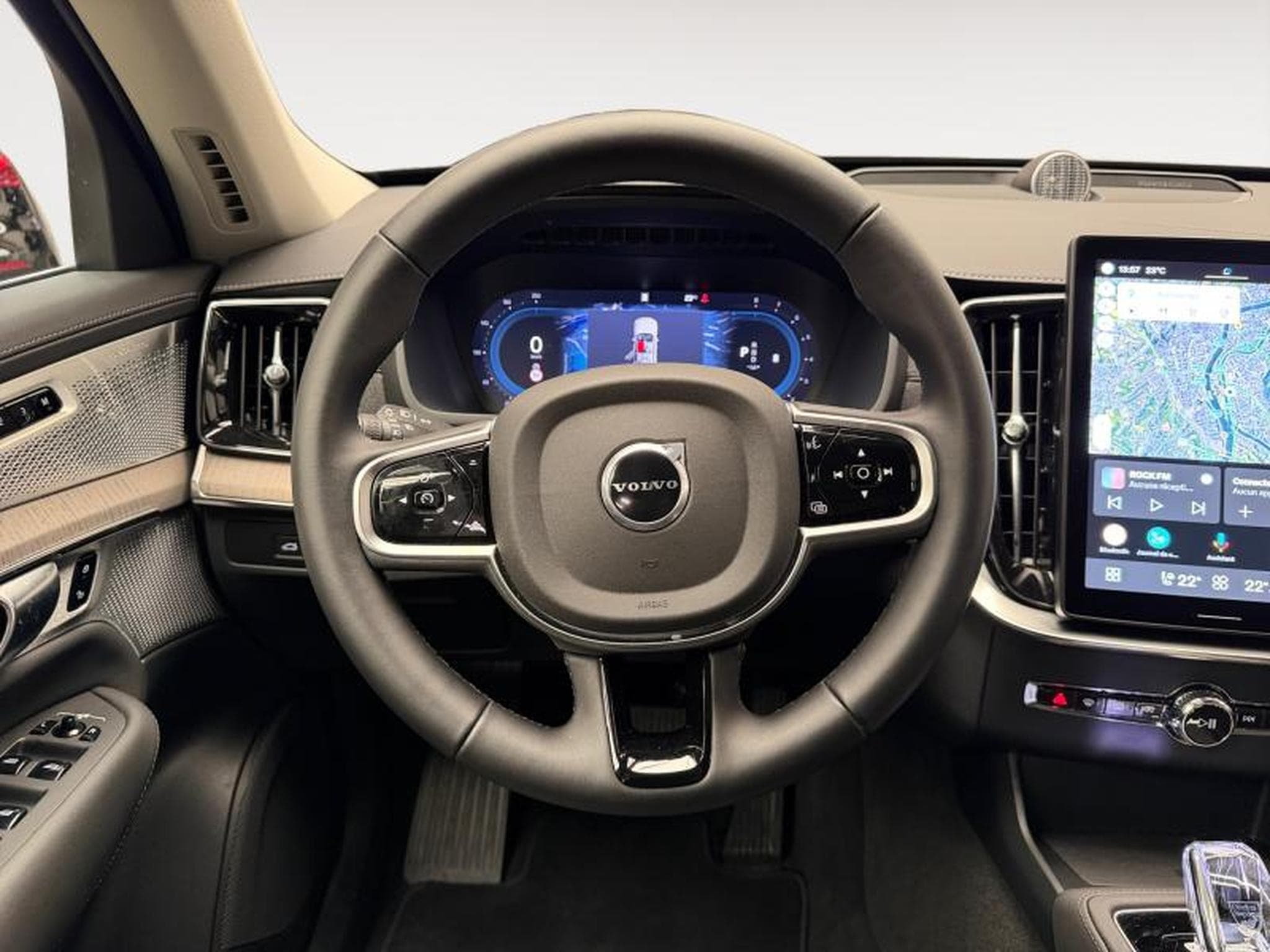 Volvo XC90 Facelift B5 AWD Plus Bright / Essence (2025) - Foto 12