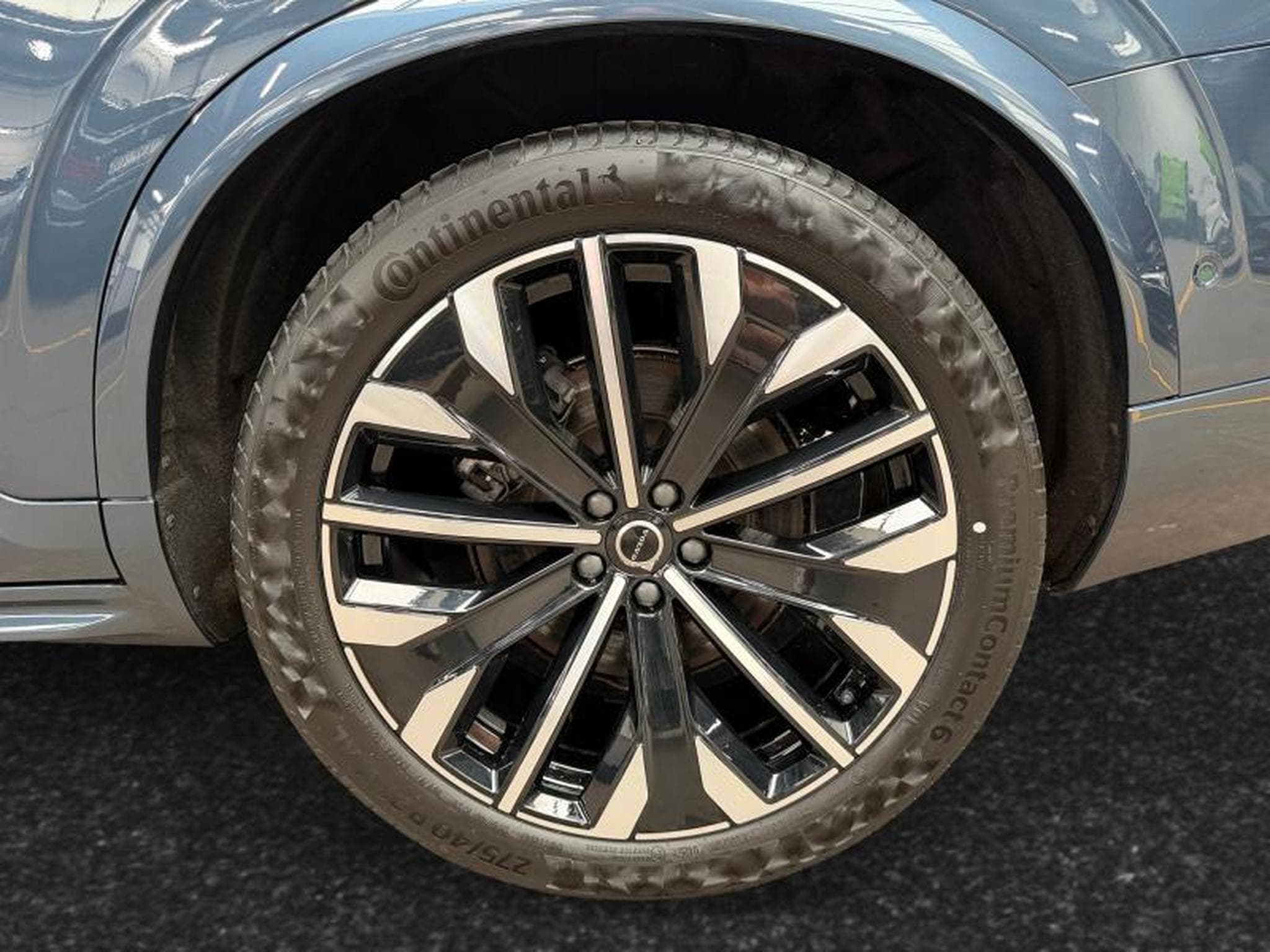 Volvo XC90 Facelift B5 AWD Plus Bright / Essence (2025) - Foto 14