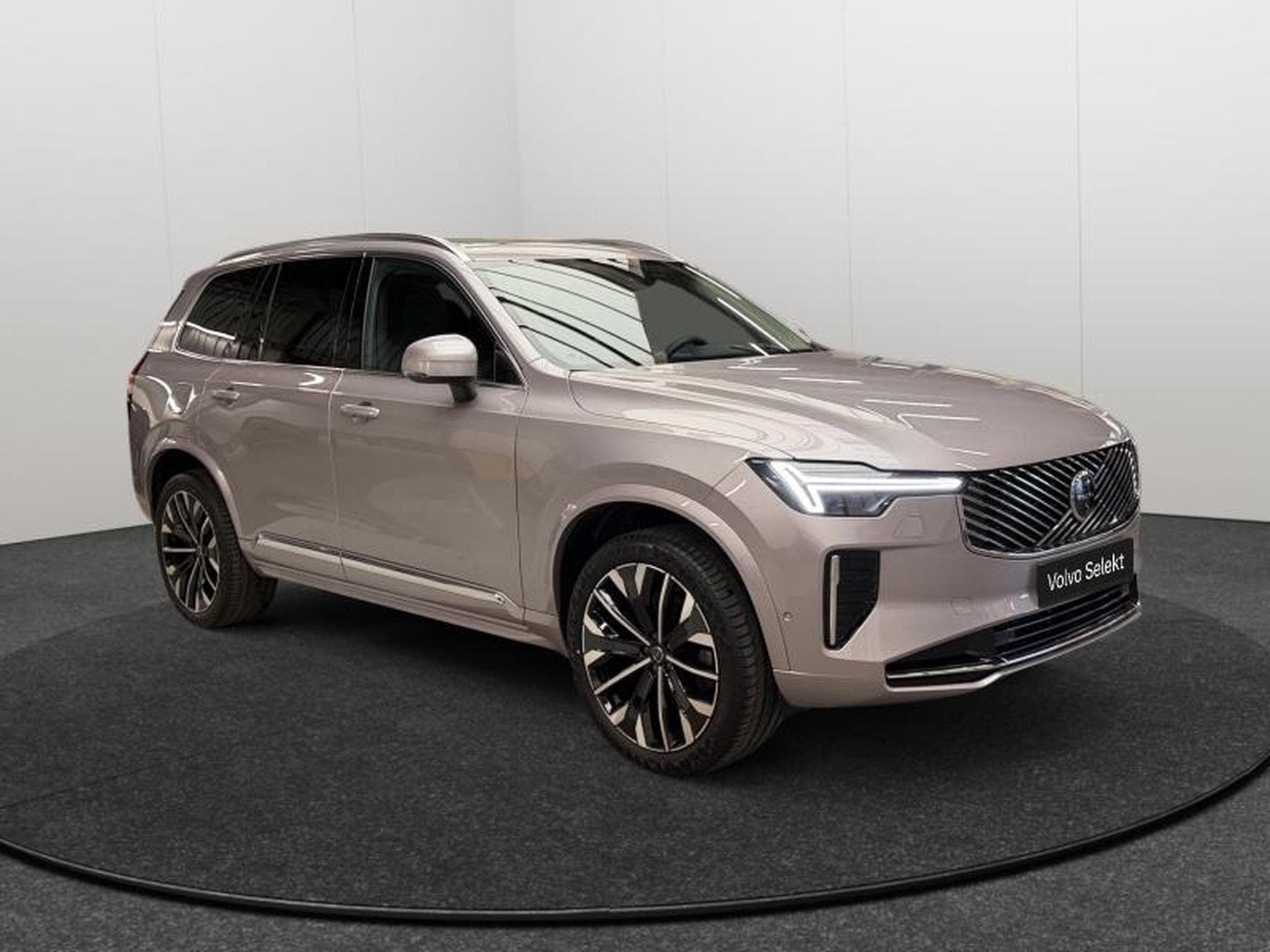 Volvo XC90 Facelift B5 AWD Plus Bright / Essence 2026 (2025) - Foto 7