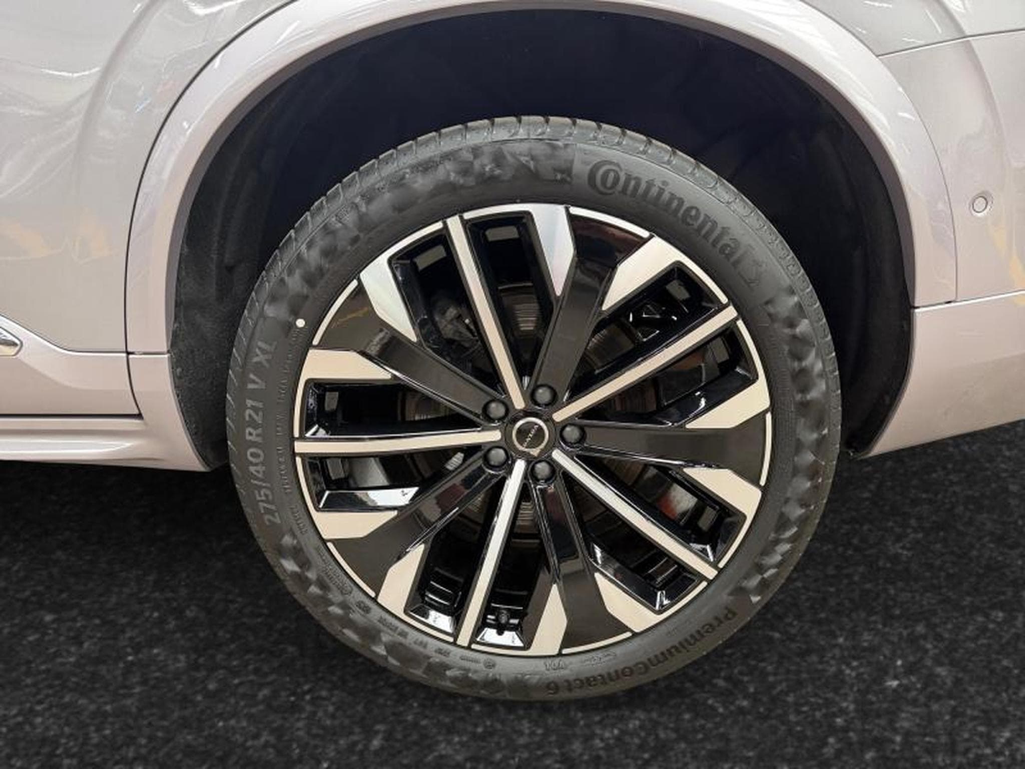 Volvo XC90 Facelift B5 AWD Plus Bright / Essence 2026 (2025) - Foto 14