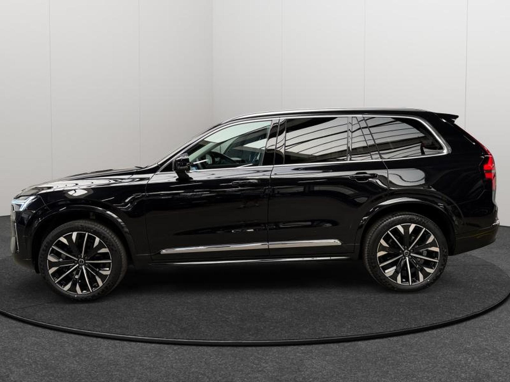 Volvo XC90 Facelift B5 AWD Plus Bright / Essence (2025) - Foto 2