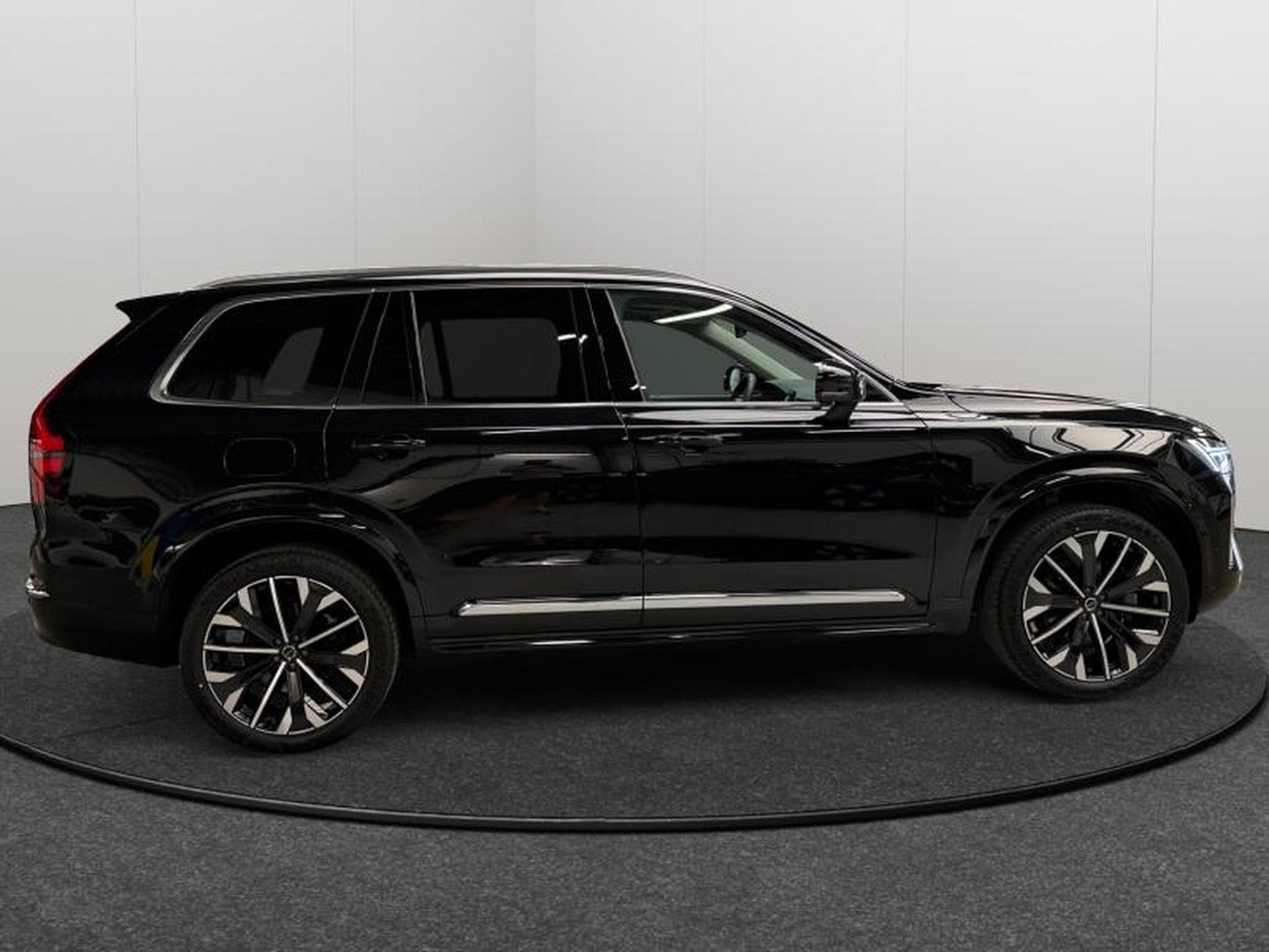 Volvo XC90 Facelift B5 AWD Plus Bright / Essence (2025) - Foto 6