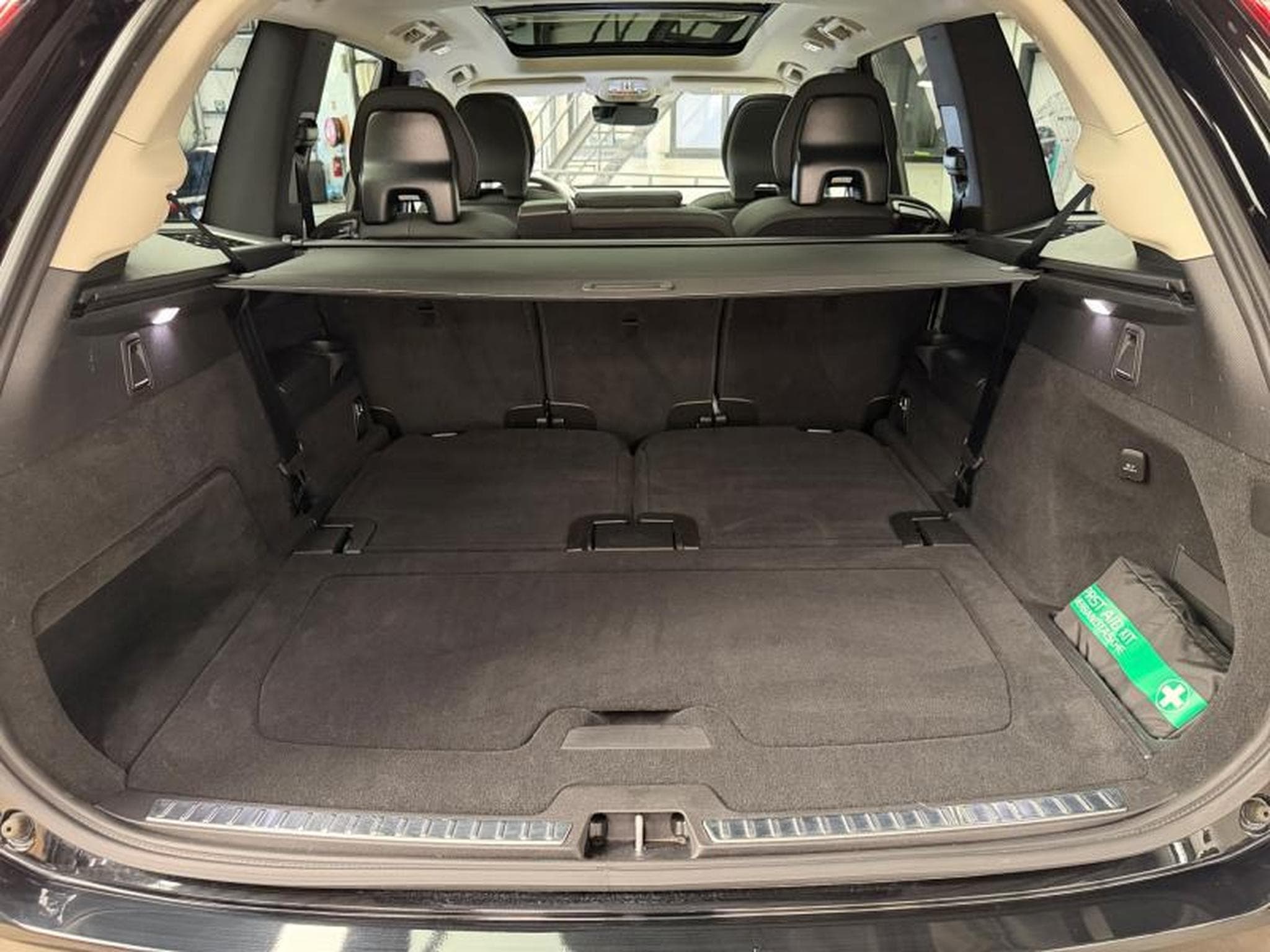 Volvo XC90 Facelift B5 AWD Plus Bright / Essence (2025) - Foto 19