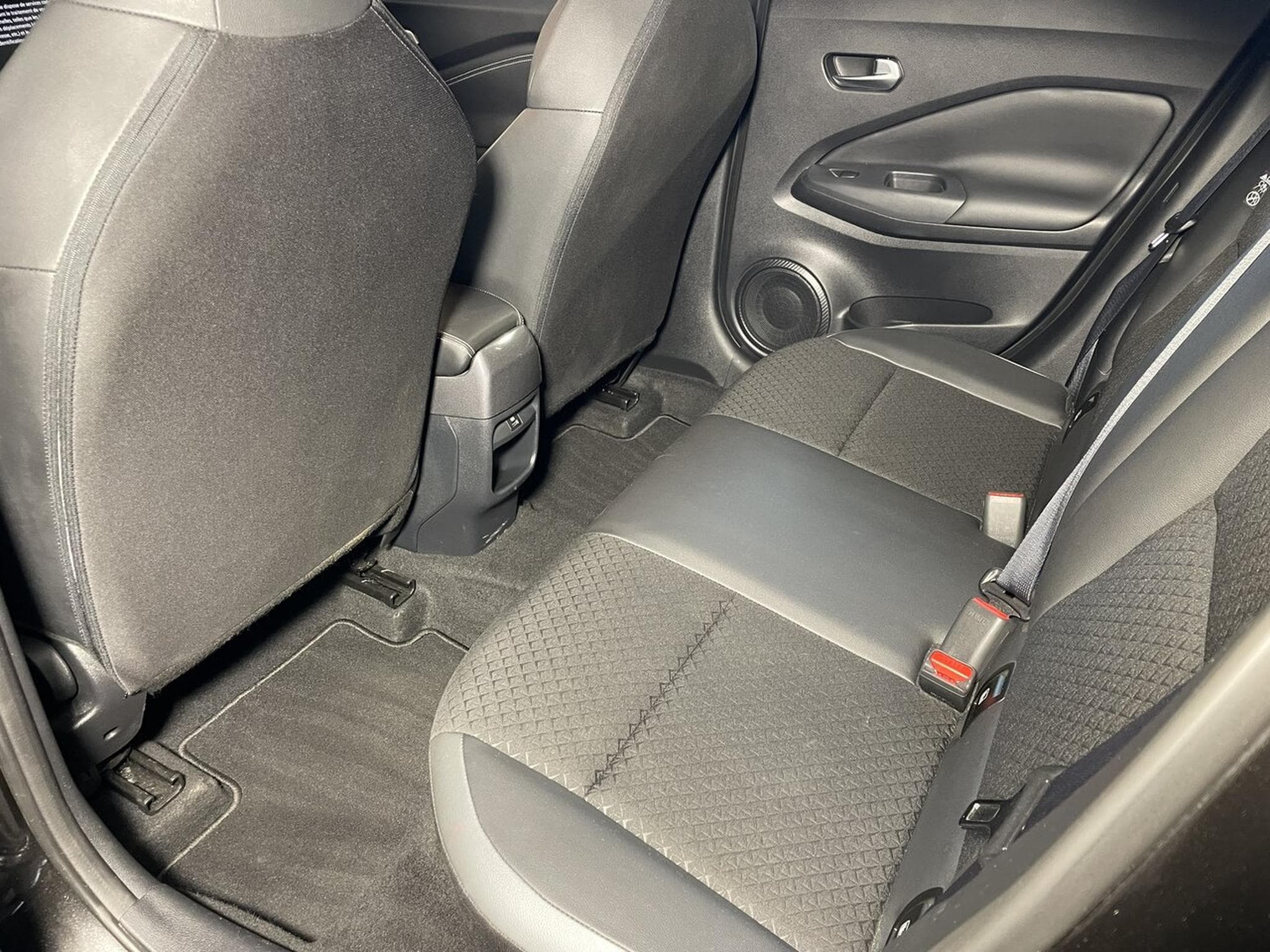 Nissan Juke 1.0 DIG-T 114 N-CONNECTA CARPLAY (2023) - Photo 9