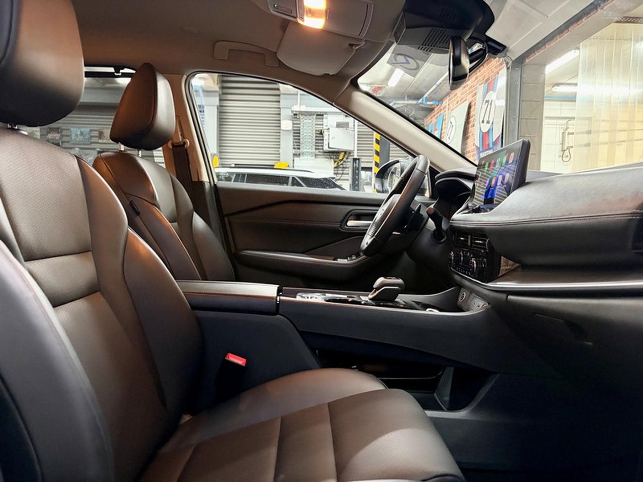 Nissan X-Trail X-Trail 1.5 163cv Auto CONNECTA Cuir/Cam360/SiègCh (2025) - Foto 8