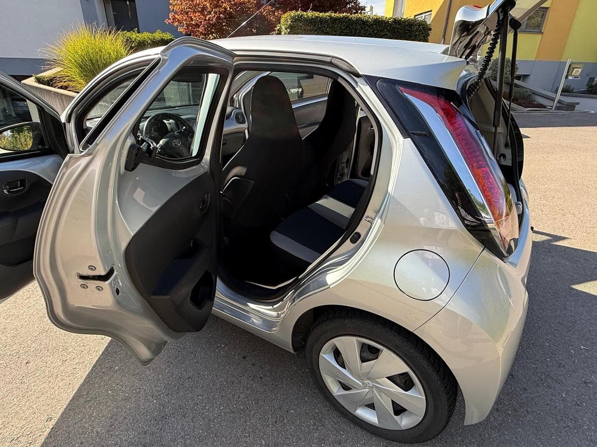 Toyota Aygo KGB40 (2016) - Foto 15