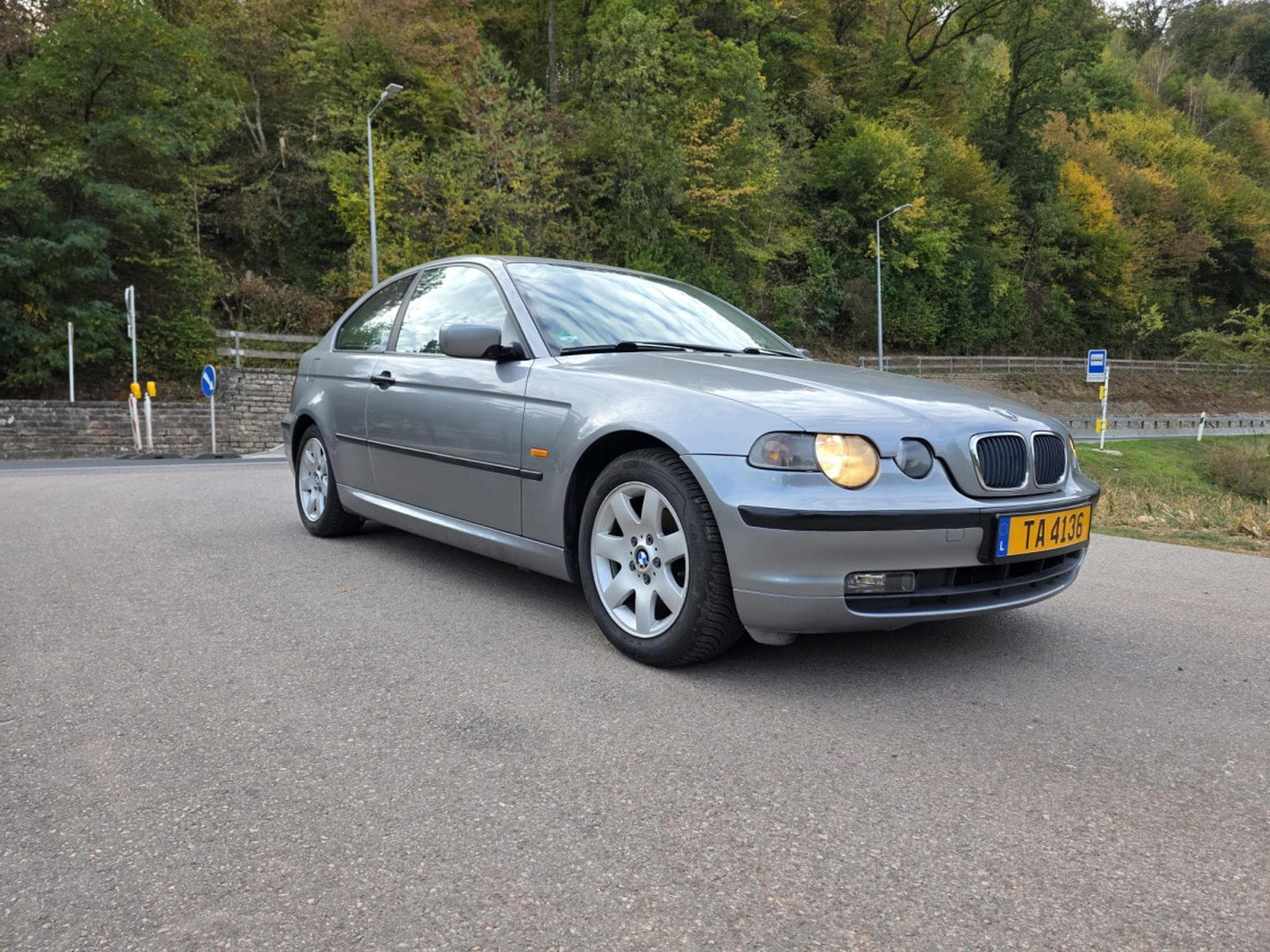 BMW 316 Ti Compact (2003) - Photo 2