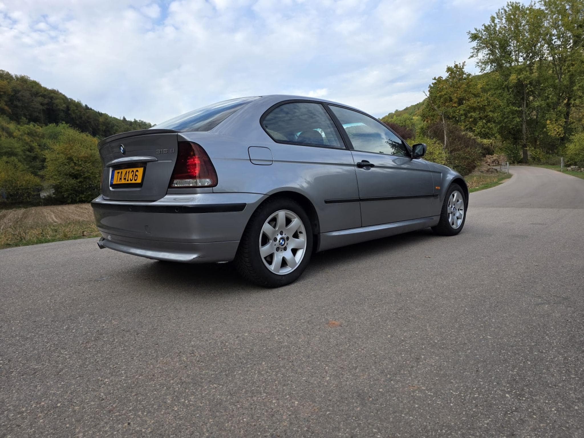 BMW 316 Ti Compact (2003) - Photo 3