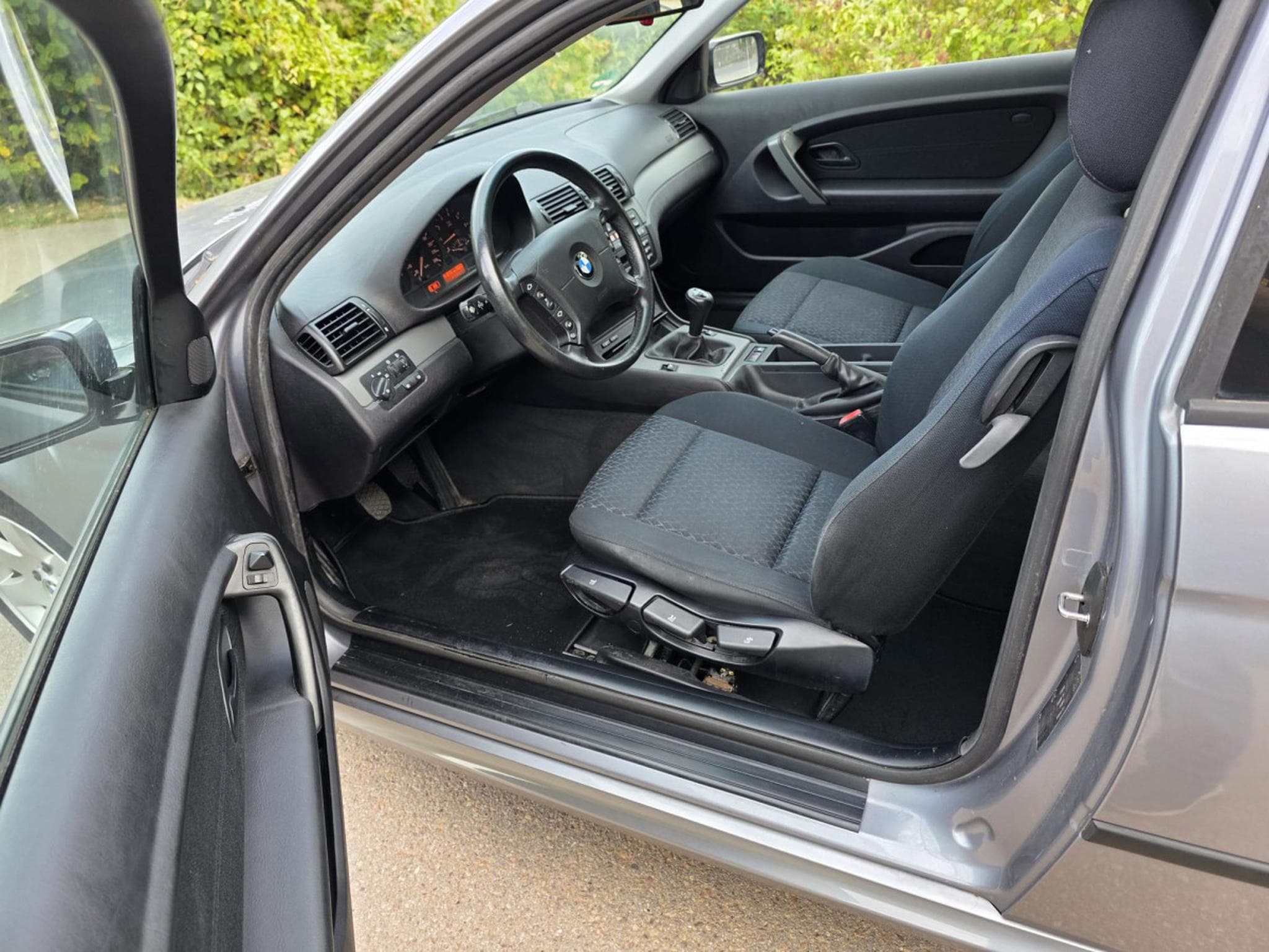 BMW 316 Ti Compact (2003) - Photo 5