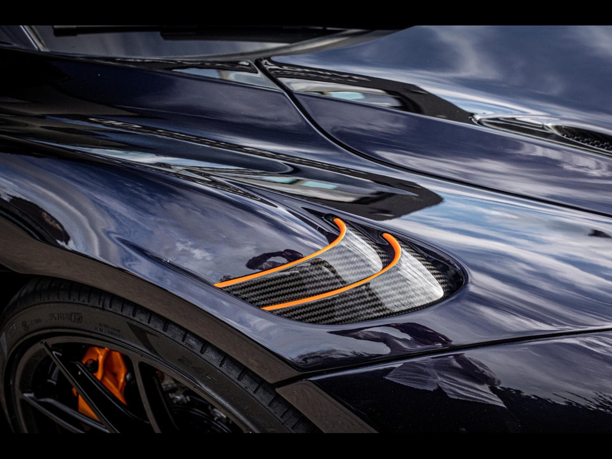 McLaren 765LT 4.0 V8 - MSO - 1 OF 765 - CARBON PACK 1+2+3 - FULL PPF - MAL (2022) - Foto 24