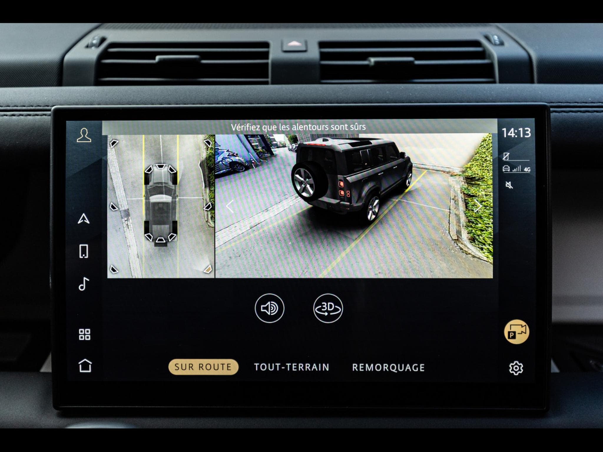 Land-Rover Defender 110 D250 HARD TOP S AWD (3-SEAT VERSION) - SANTORINI BLACK - (2025) - Photo 18