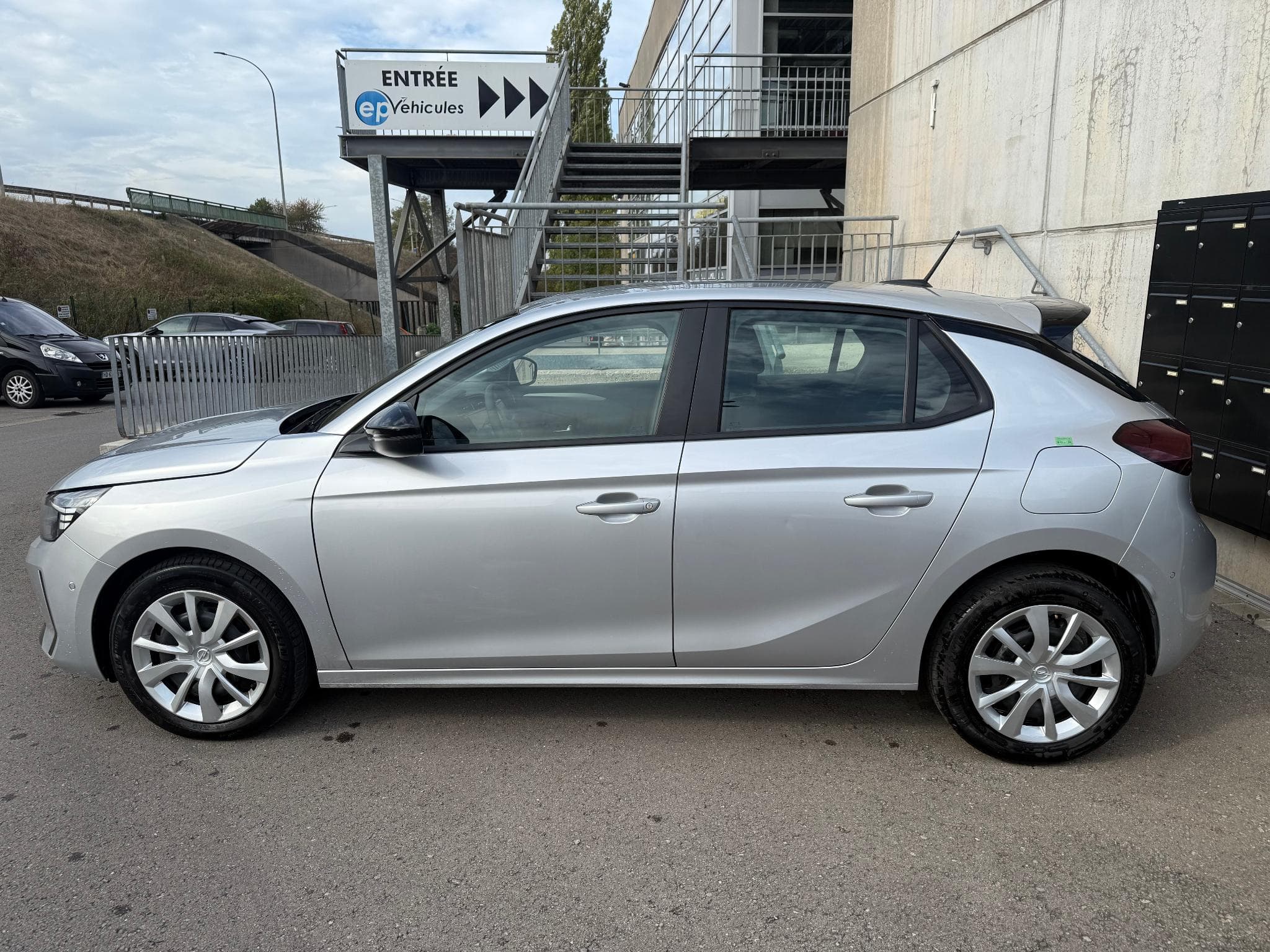 Opel Corsa 1.2 100 BVA EDITION (2025) - Photo 2