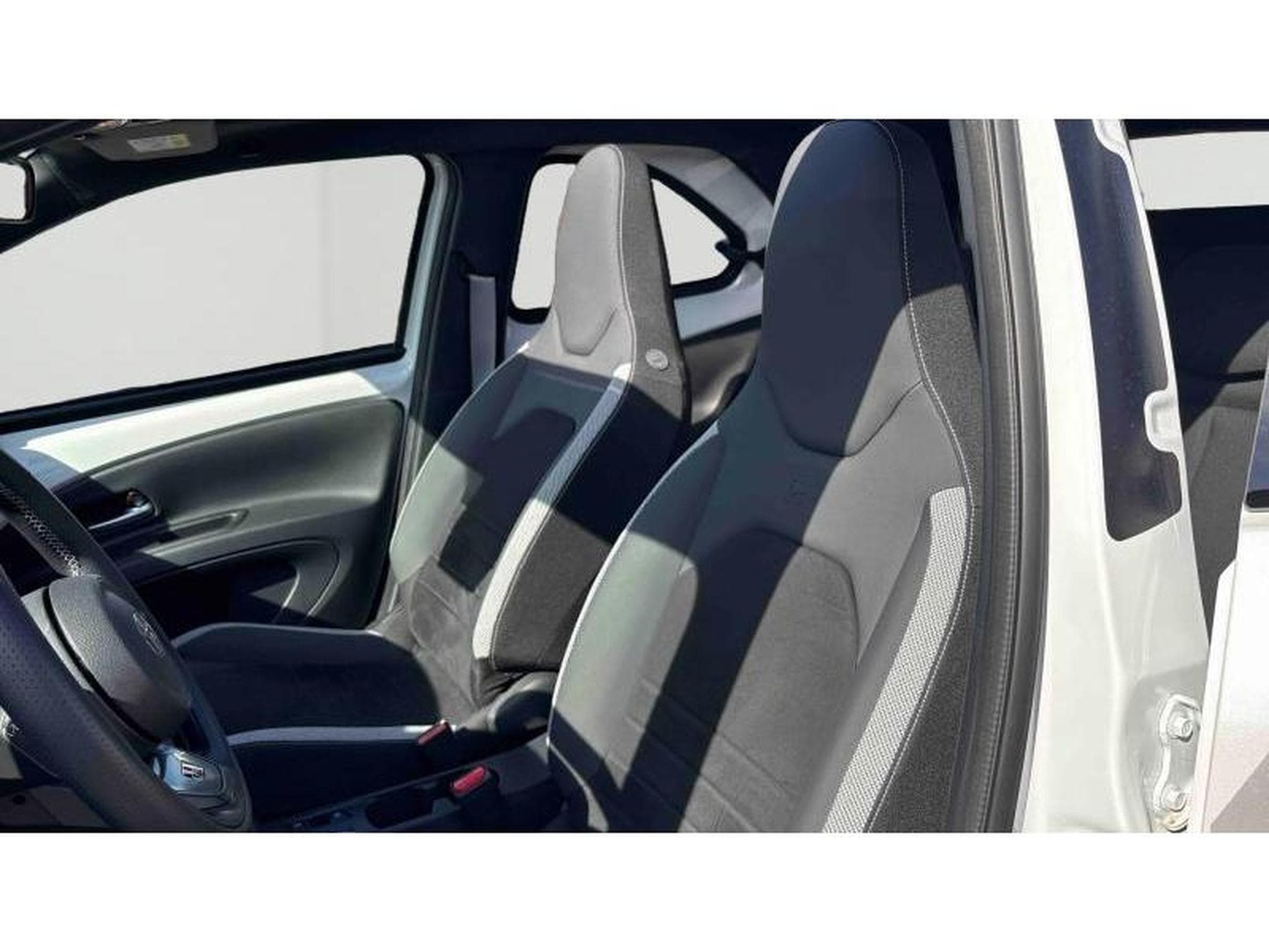 Toyota Aygo GR (2026) - Photo 16