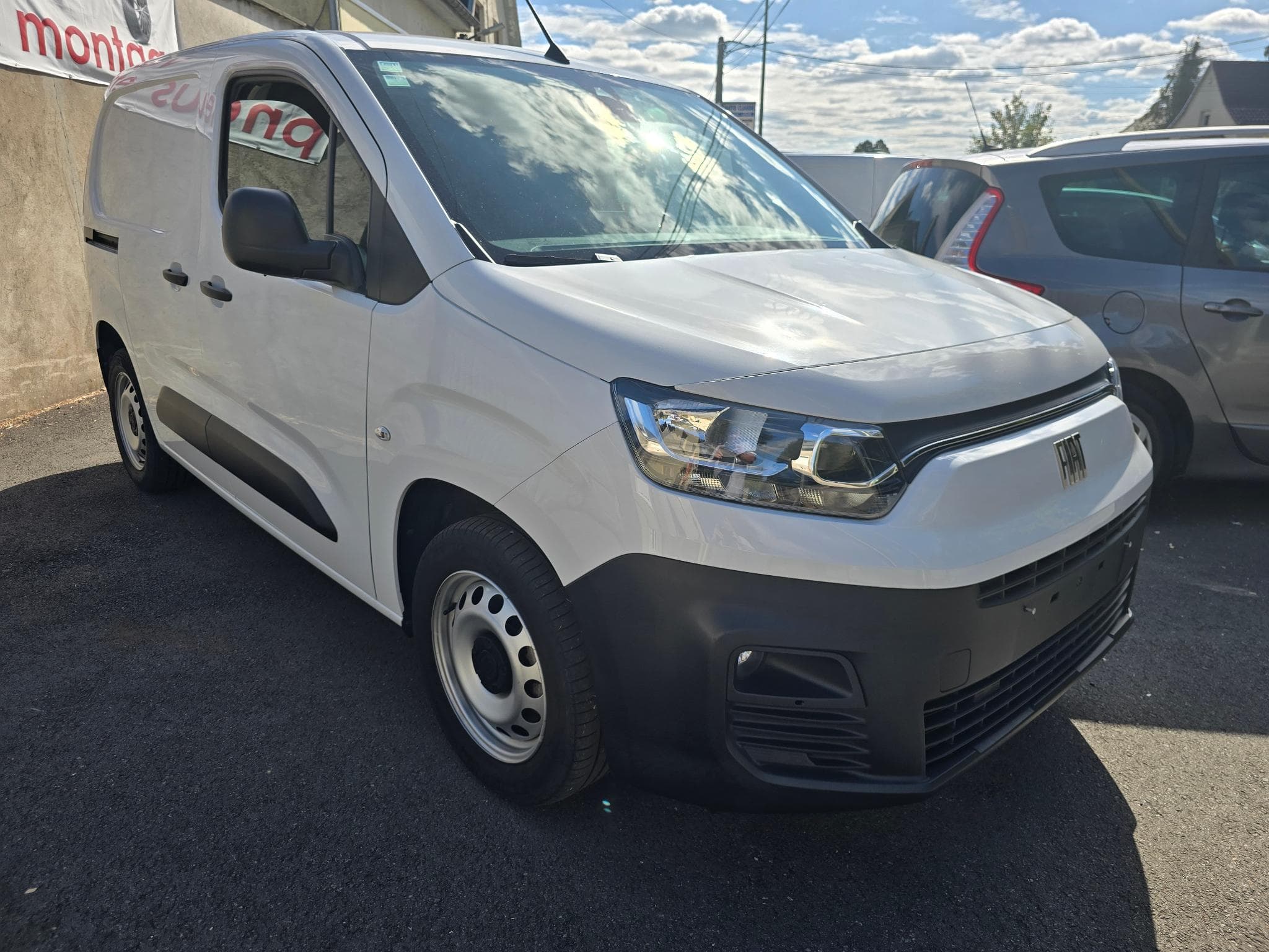 Fiat Doblo HDI 130 cv 2023 26000 kms 12990 HT (2023) - Foto 3