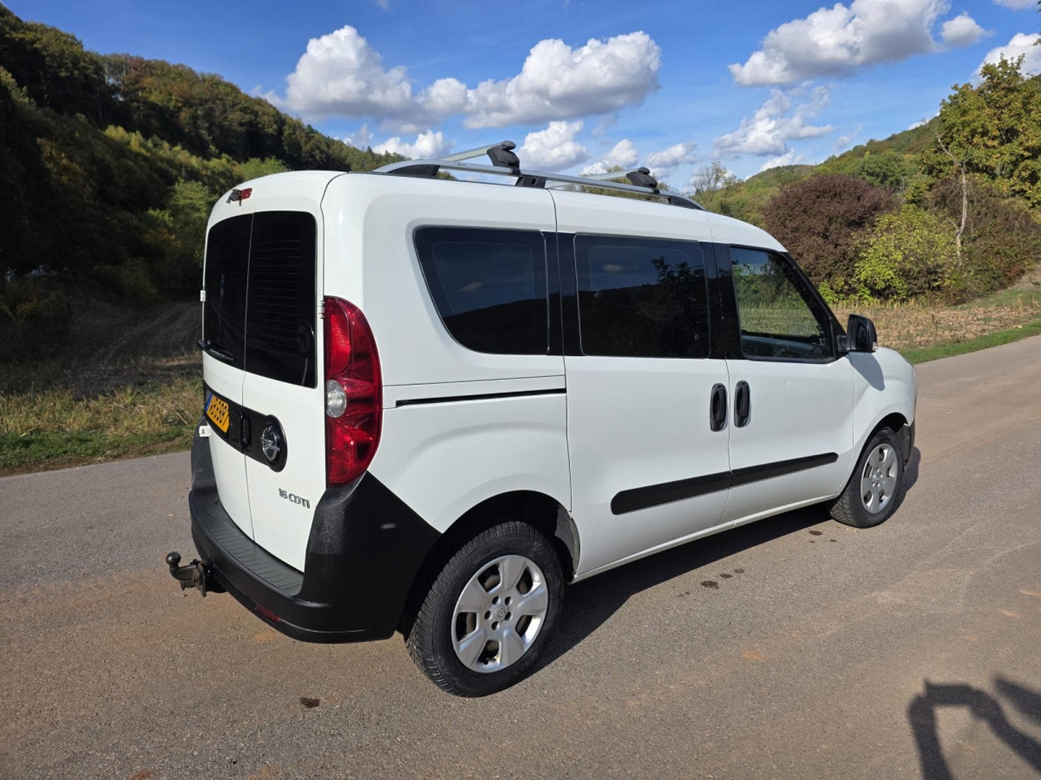 Opel Combo 1.6 CDTI Selection - 5 places (2015) - Foto 4