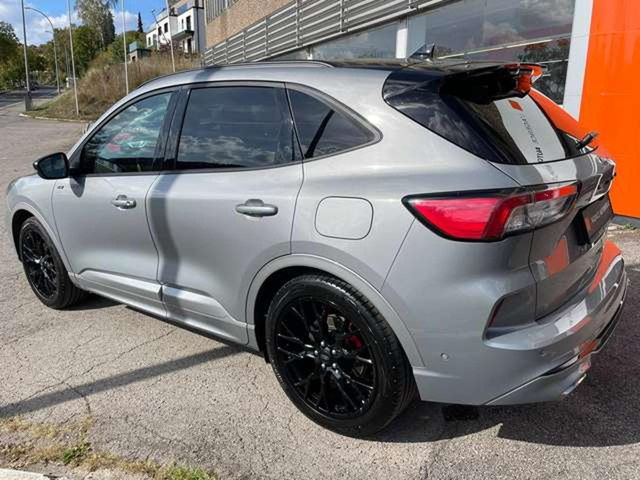Ford Kuga 1.5 BLACK EDITION  ST-LINE - JUSQU'A 36 MOIS DE GARANTIE (2023) - Photo 7