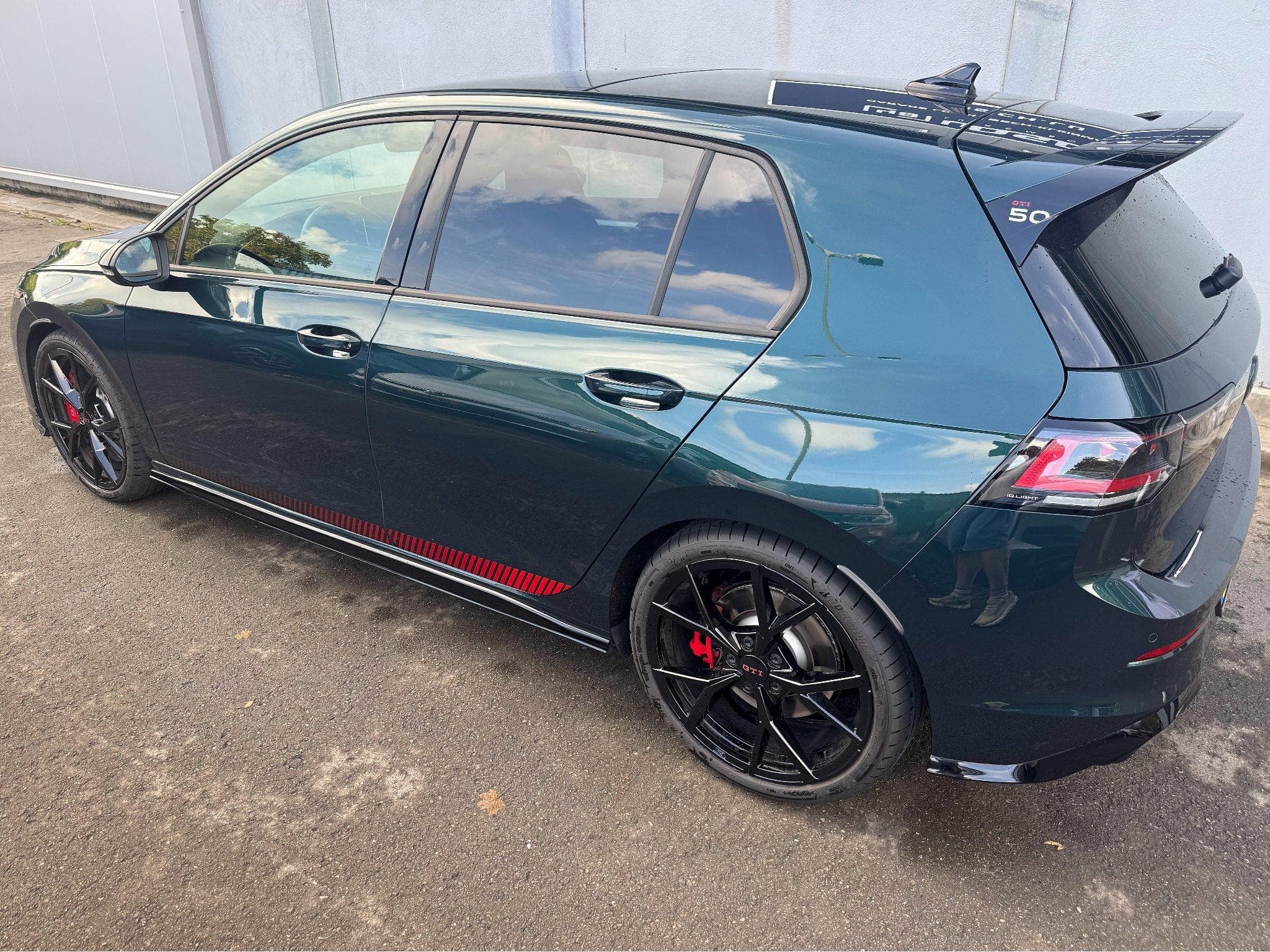 VW Golf VIII GTI 50 Edition (2026) - Photo 4