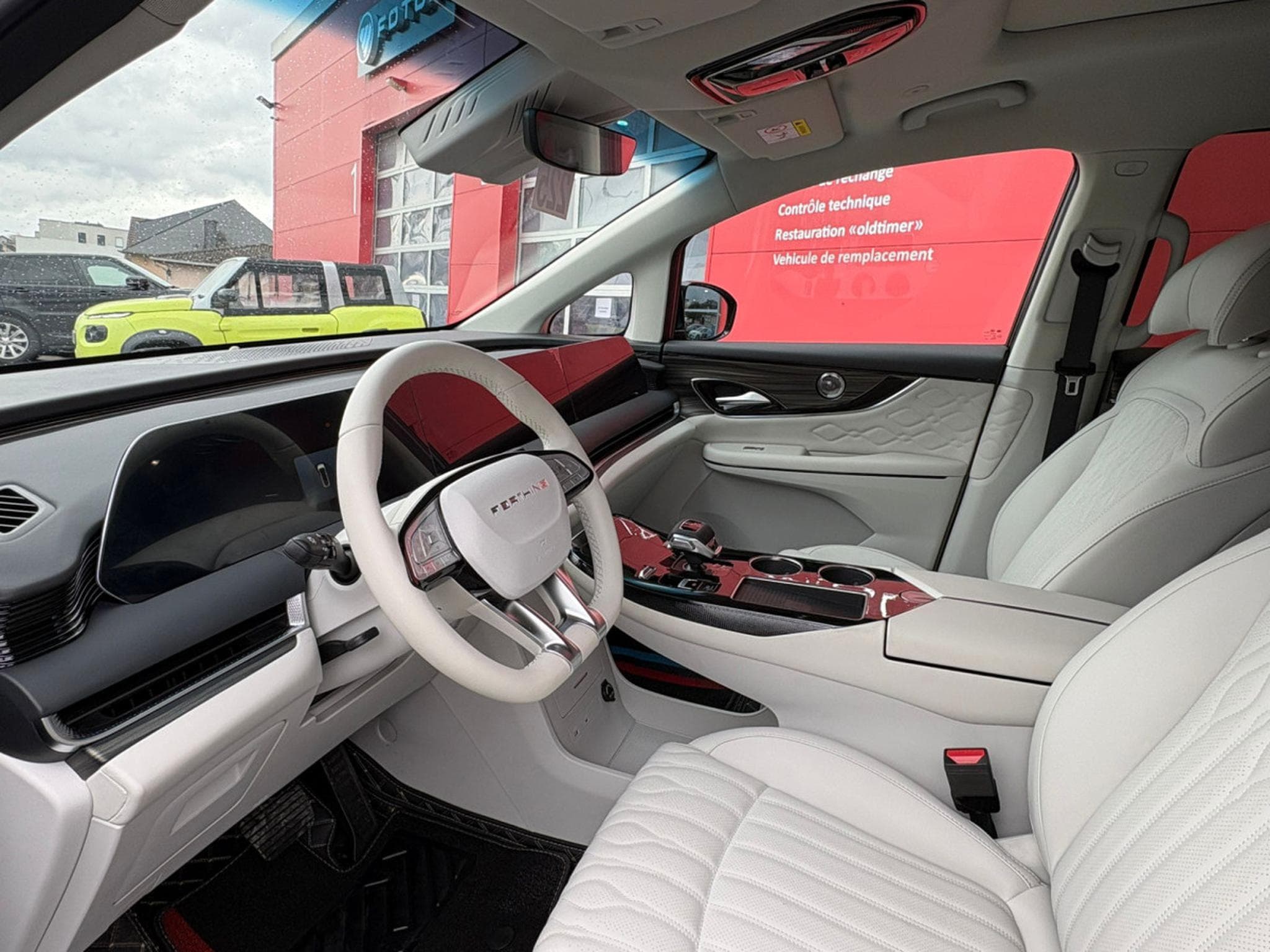 Forthing U-Tour FORTHING 9 HEV 7 PLACES FULL OPTIONS (2026) - Photo 12