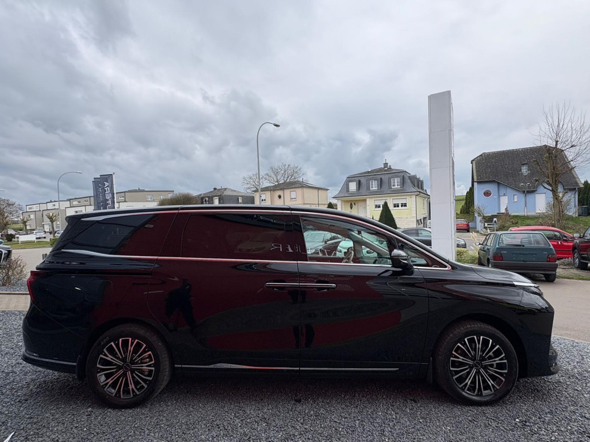 Forthing U-Tour FORTHING 9 HEV 7 PLACES FULL OPTIONS (2026) - Photo 5