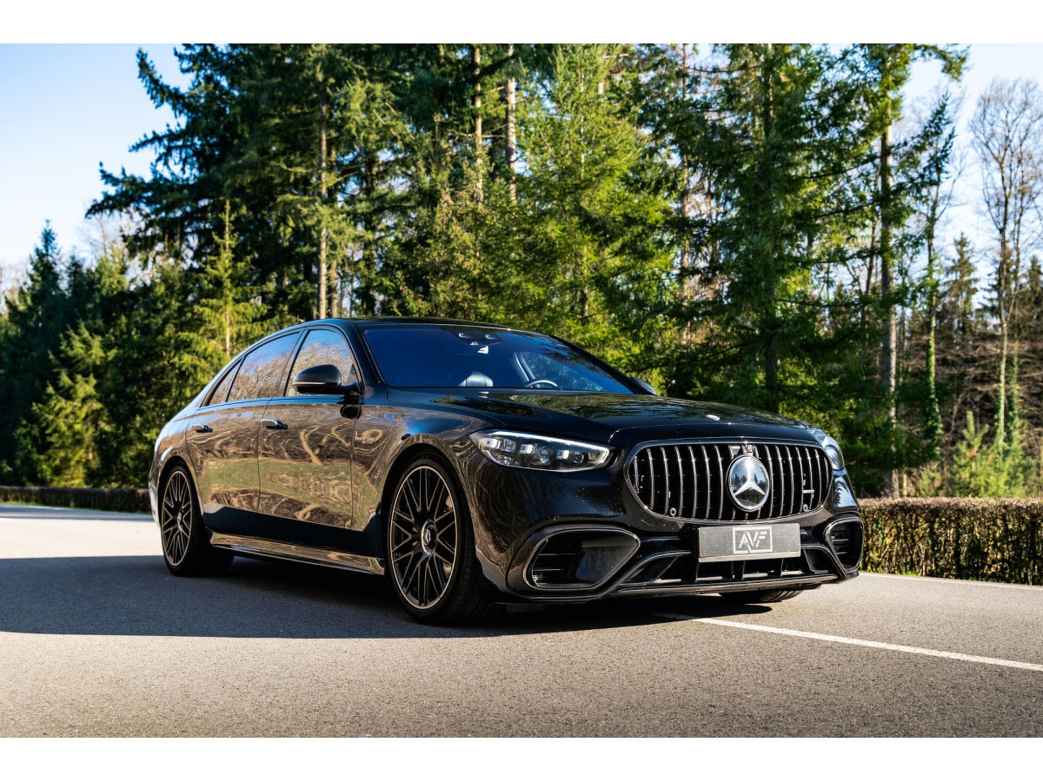 Mercedes S 63 AMG E-Performance - Carbone extérieur - Burmester 4D Surround - (2025) - Photo 3