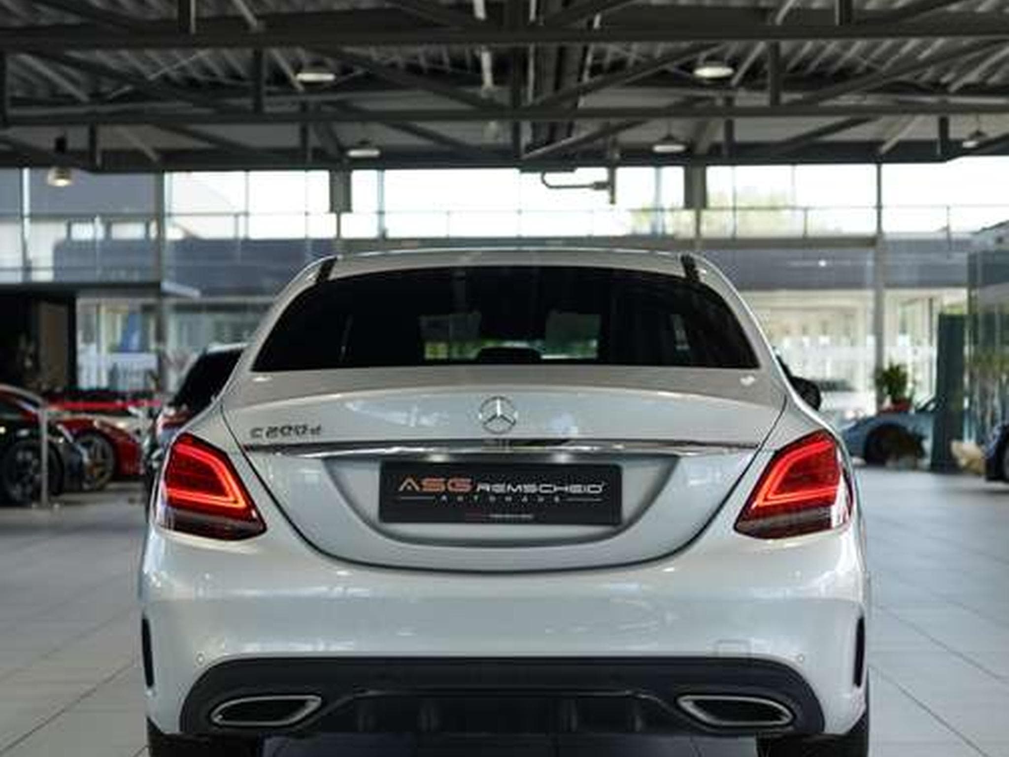 Mercedes C 200 d Limousine AMG Line 9G *Digital *Night (2021) - Photo 8