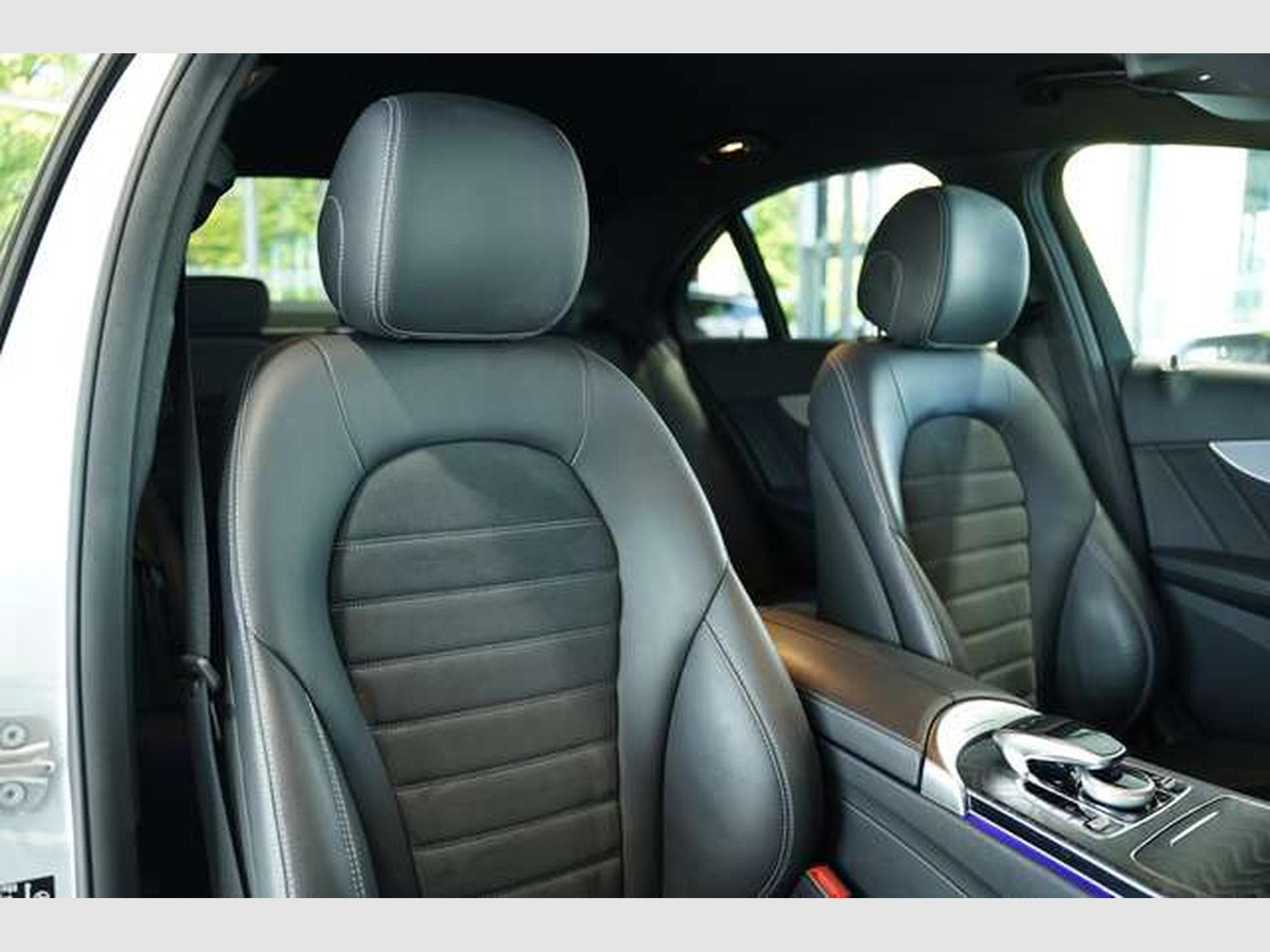 Mercedes C 200 d Limousine AMG Line 9G *Digital *Night (2021) - Photo 17