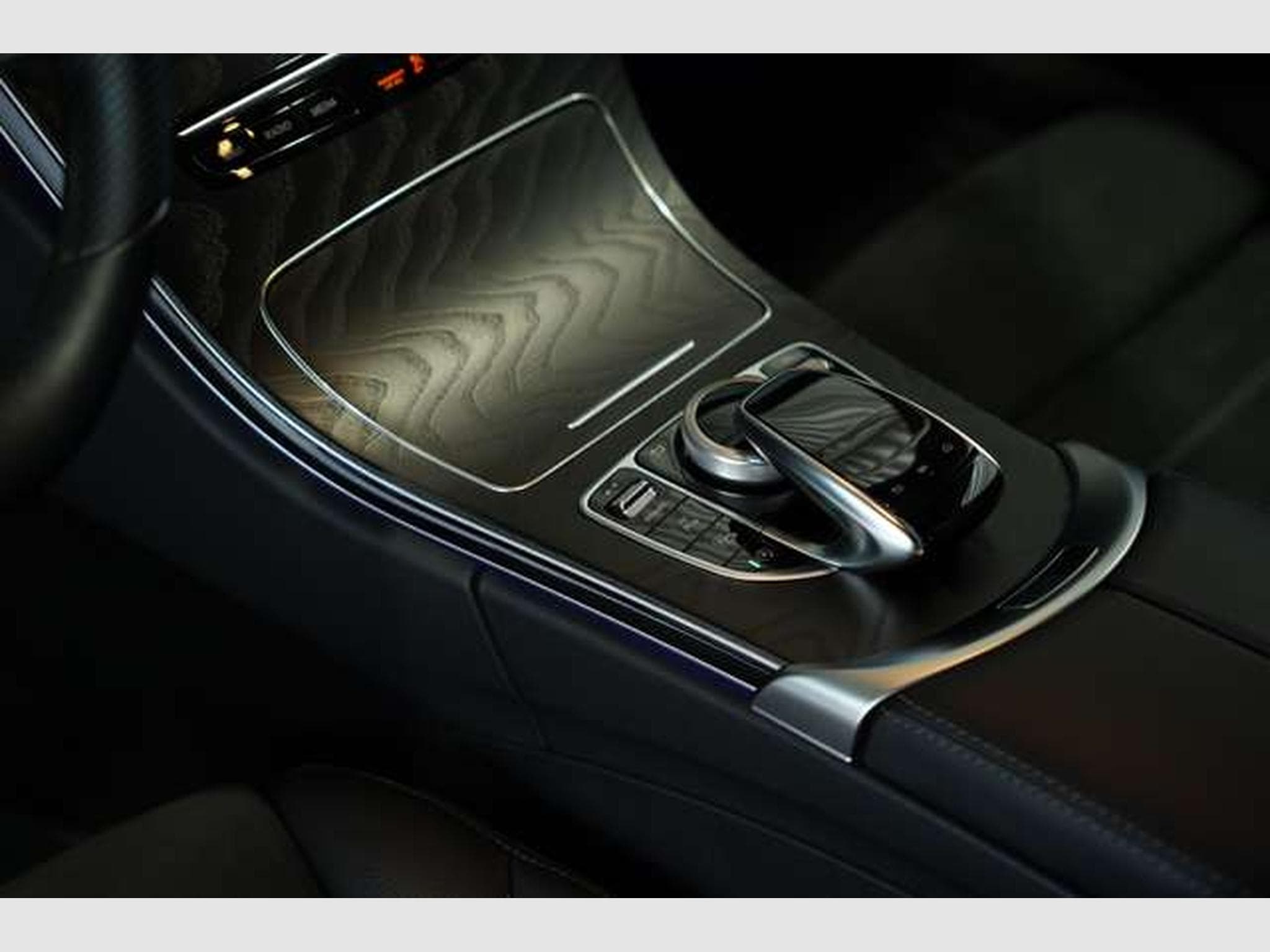 Mercedes C 200 d Limousine AMG Line 9G *Digital *Night (2021) - Photo 27