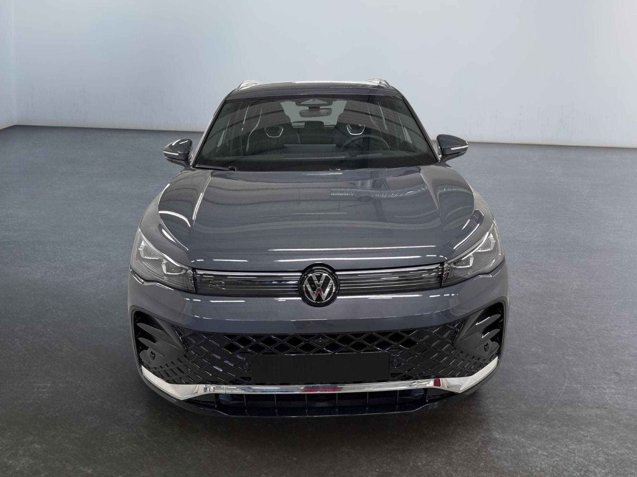 VW Tiguan R-Line (2026) - Foto 2
