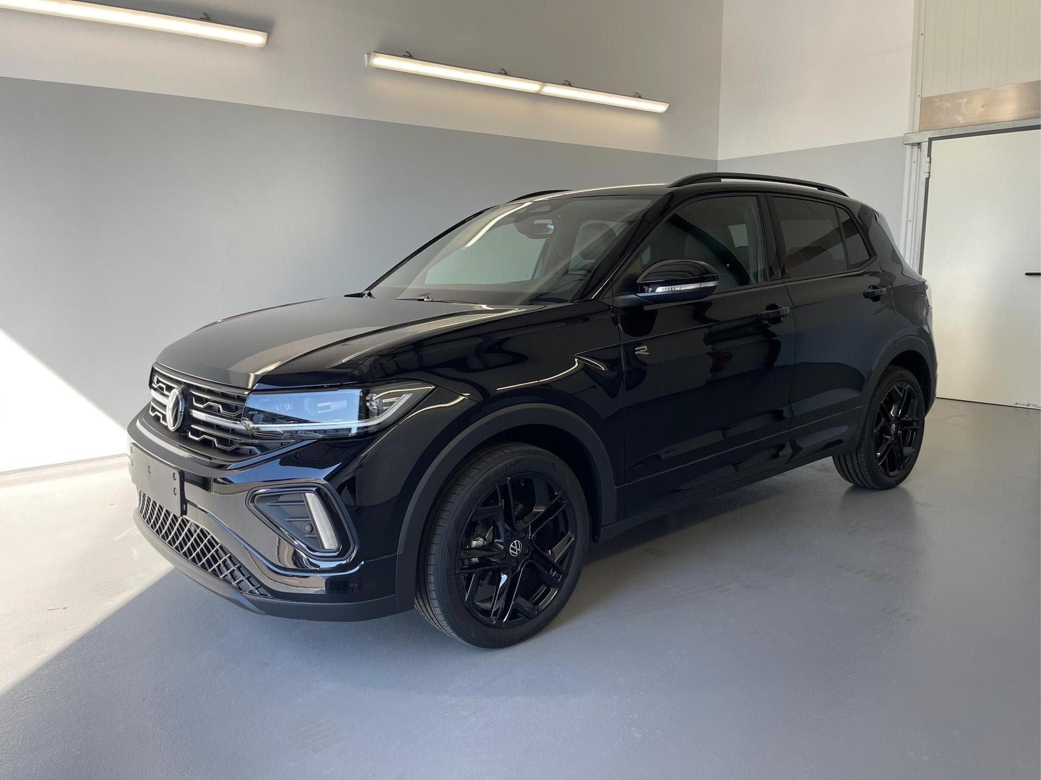 VW T-Cross R-Line (2026) - Photo 1