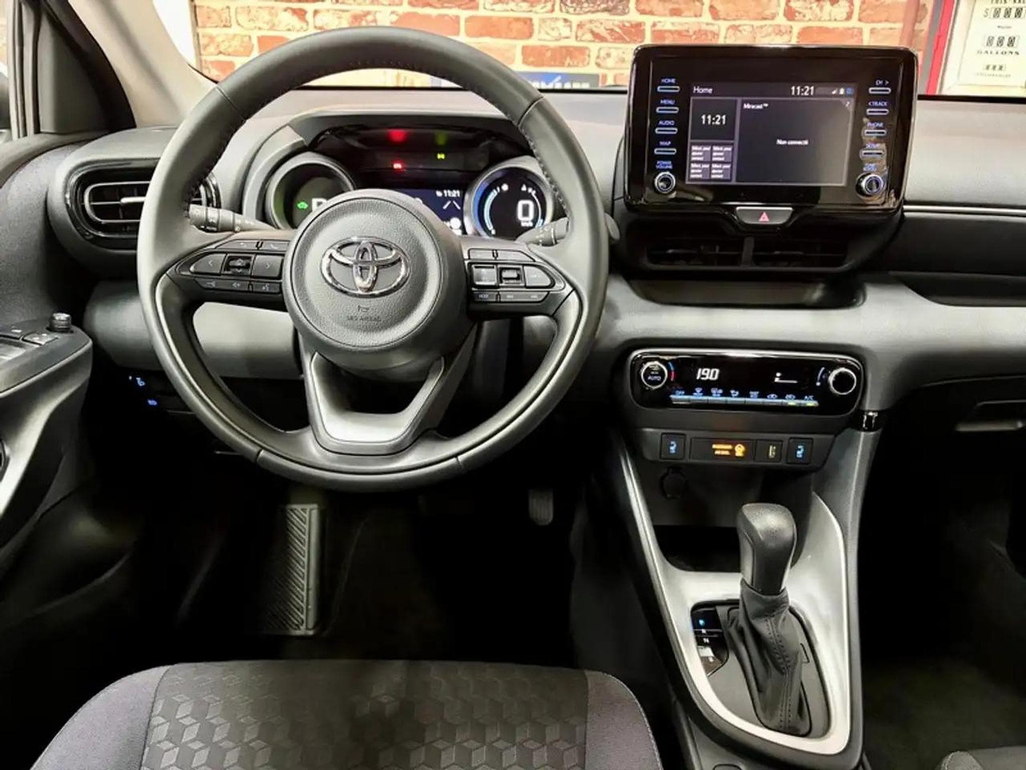 Toyota Yaris (2023) - Foto 4