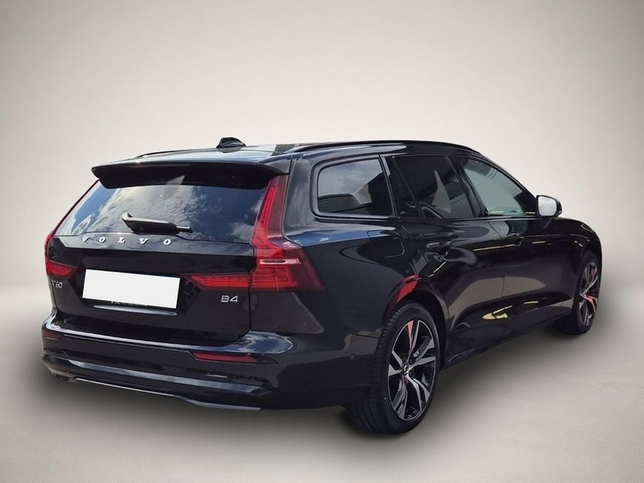 Volvo V60 (2025) - Photo 2