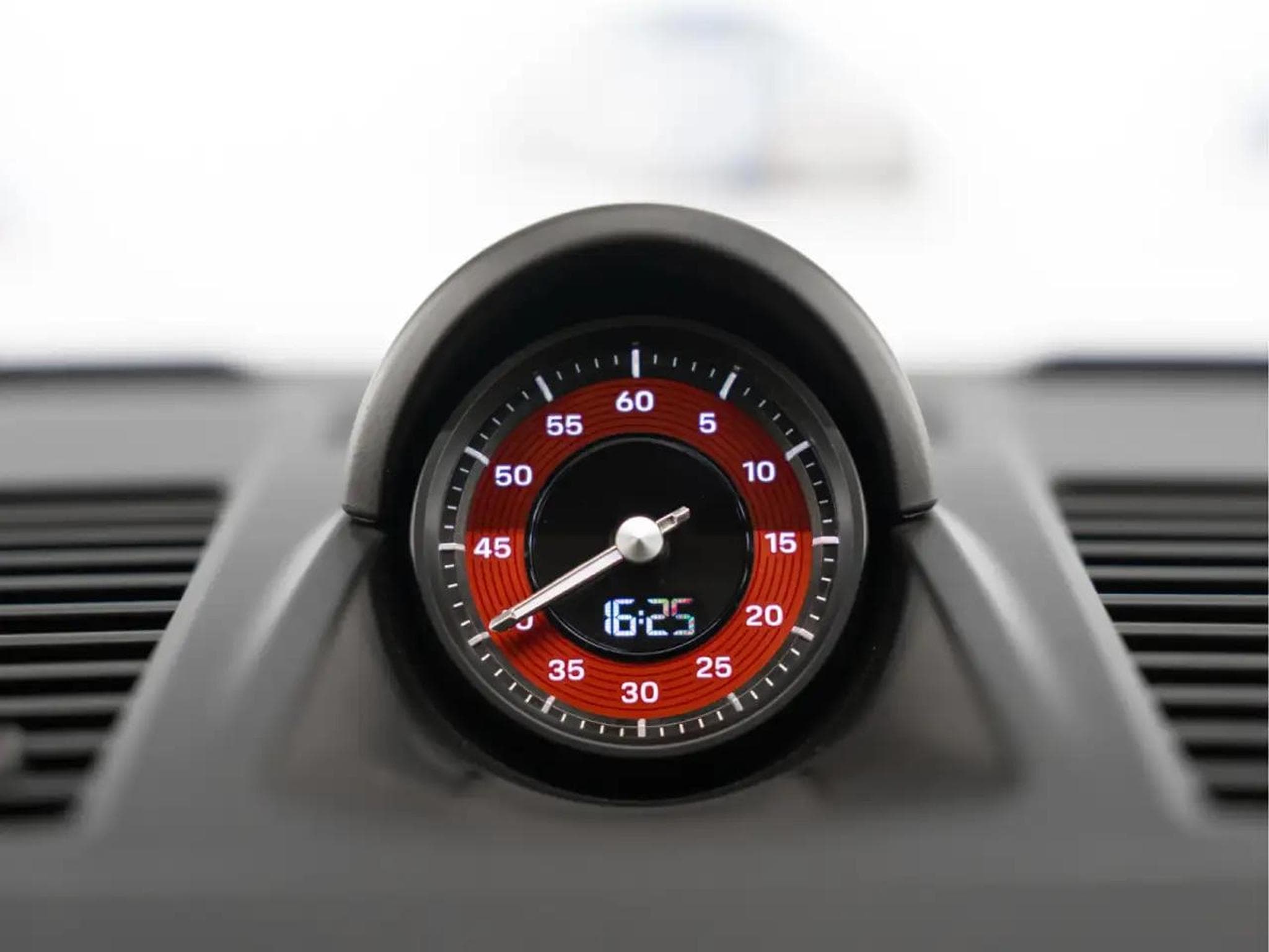 Porsche 911 (2025) - Photo 23