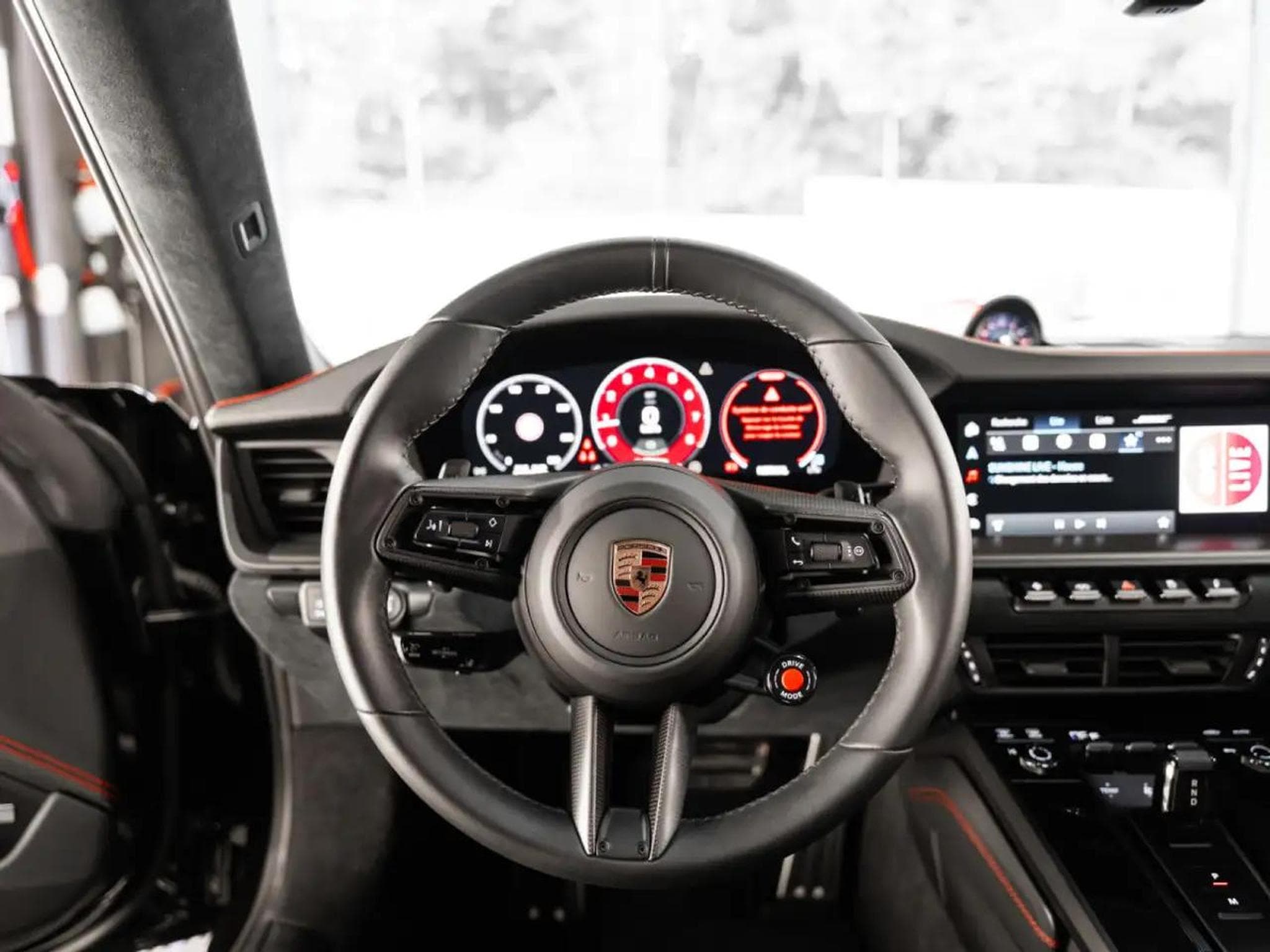 Porsche 911 (2025) - Photo 16